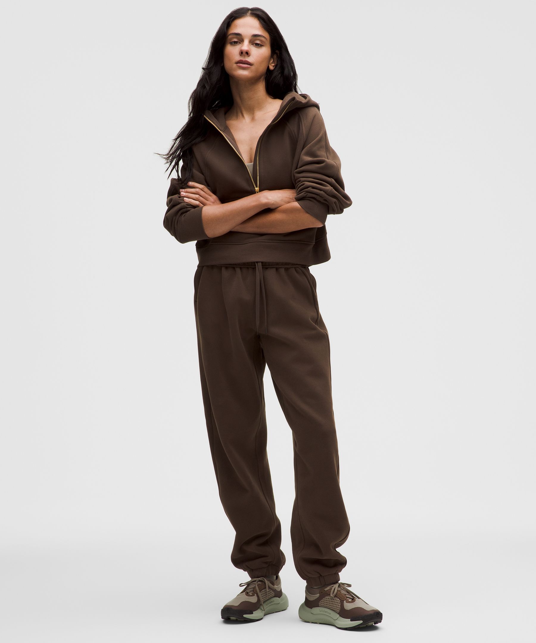 Scuba Mid-Rise Oversized Jogger 