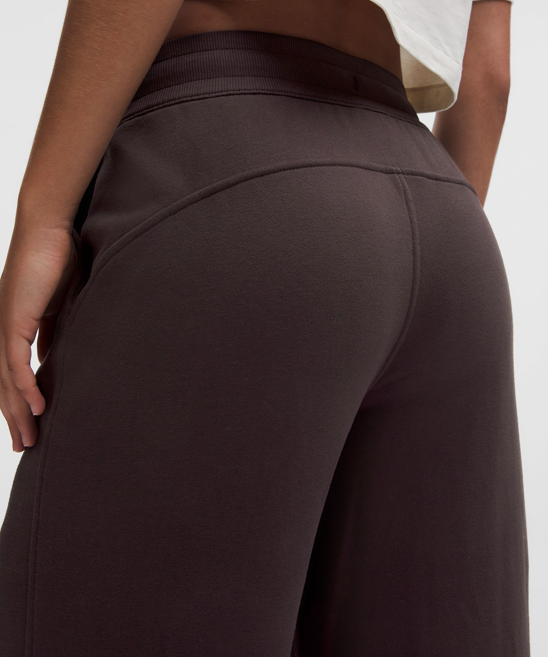 Lululemon Scuba Mid-rise Wide-leg Pant