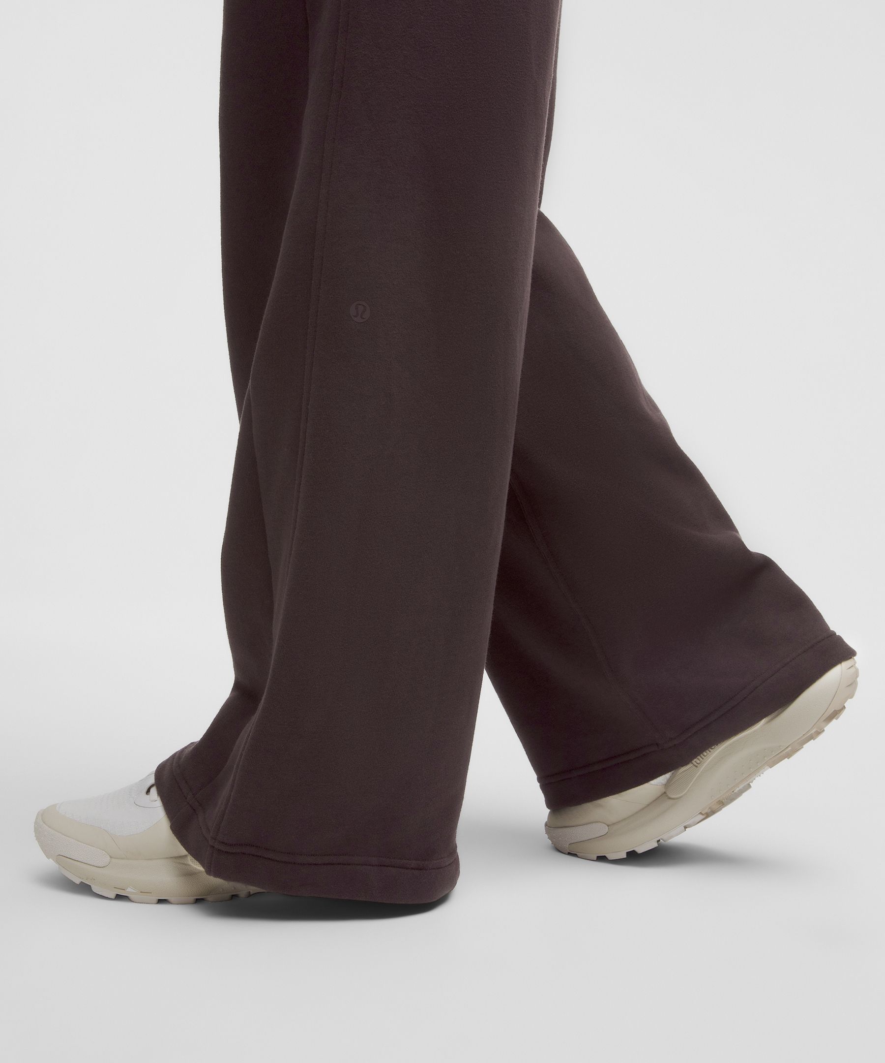 Lululemon Scuba Mid-rise Wide-leg Pant