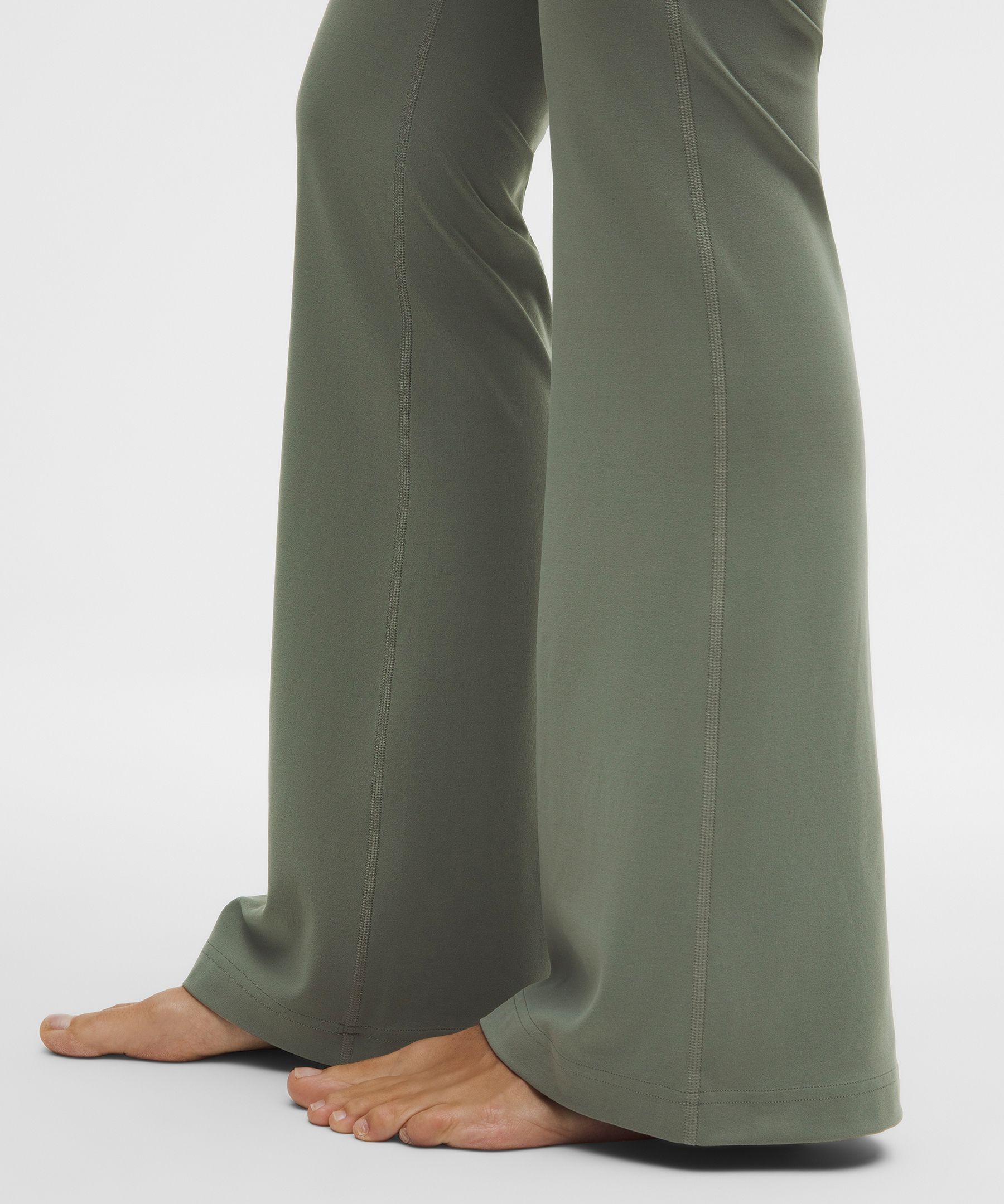 Groove Nulu High-Rise Flared Pant *Regular