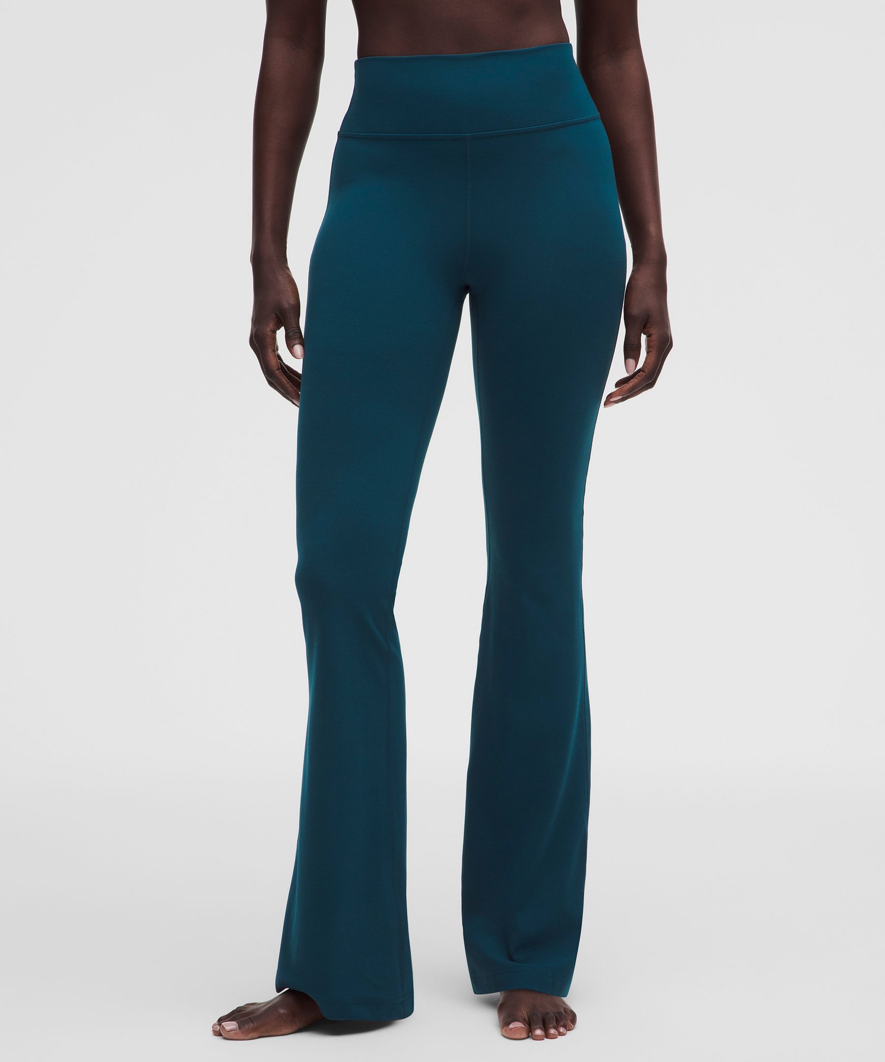 Pantalon évasé Groove taille haute en Nulu