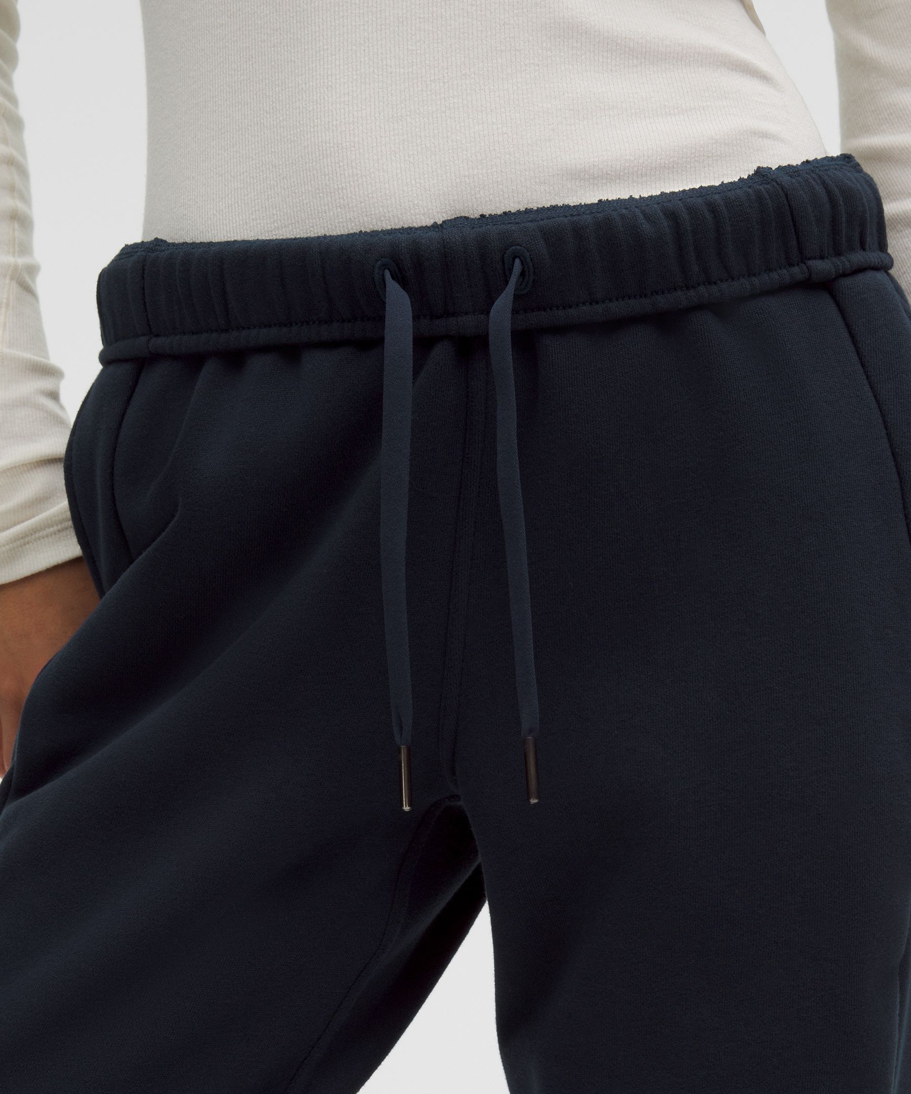 Lululemon Scuba Mid-rise Tapered Pant 7/8 Length