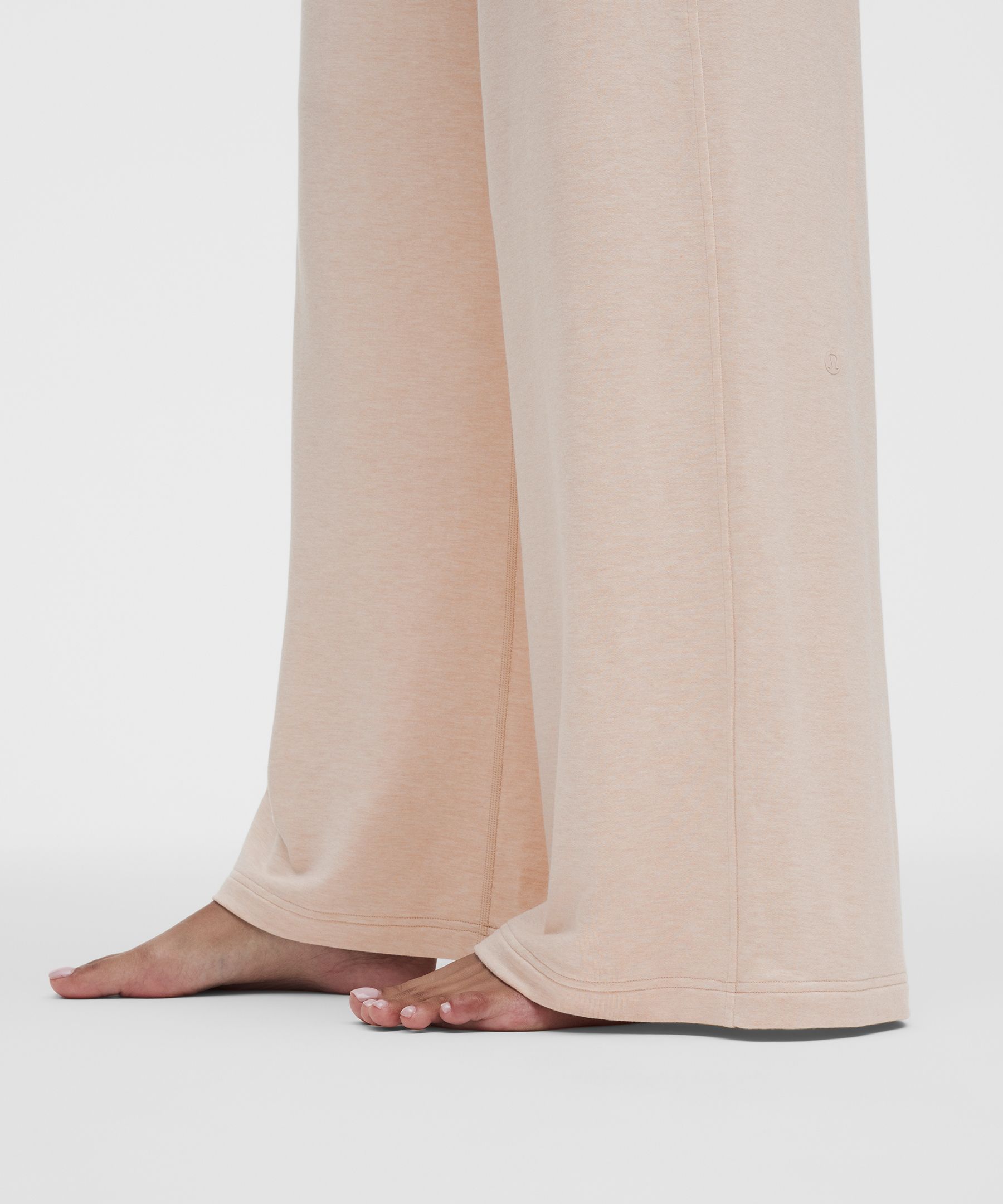 BeCalm Mid-Rise Wide-Leg Pant - White