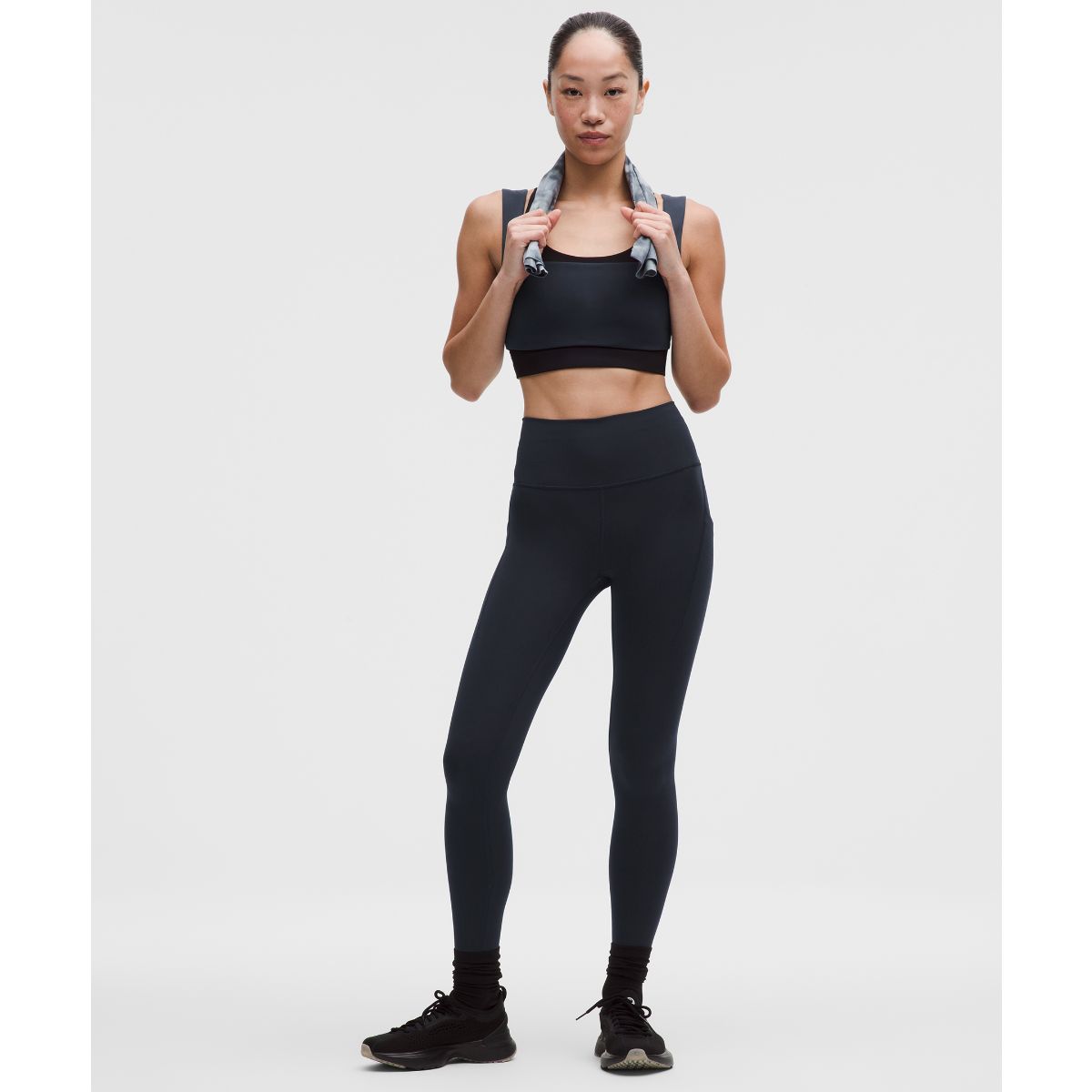 Wunder Train High-Rise Tight with Pockets 24" Asia Fit