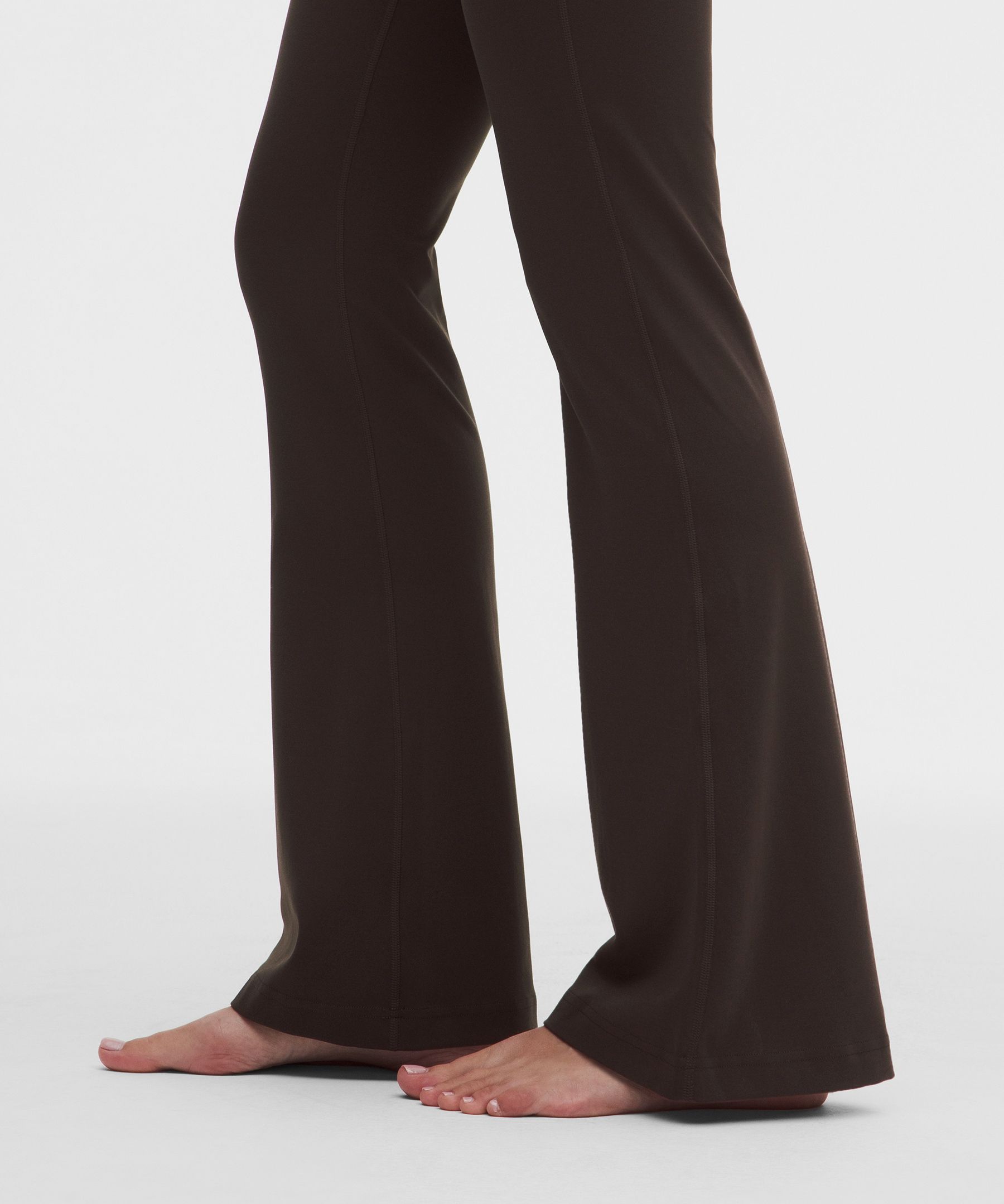 Groove Nulu High-Rise Flared Pant *Regular