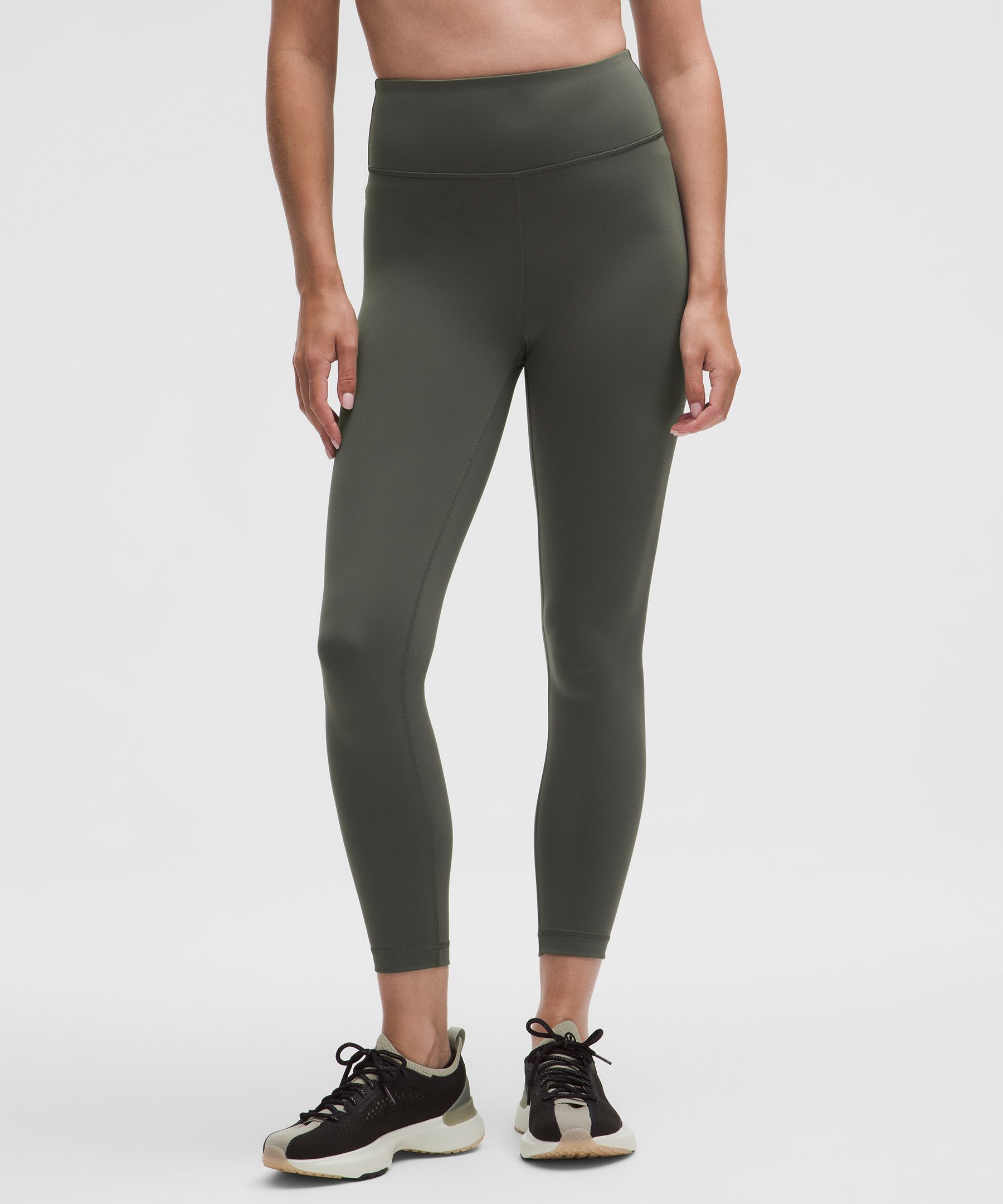 Lululemon Wunder Train V-back Tight 25"