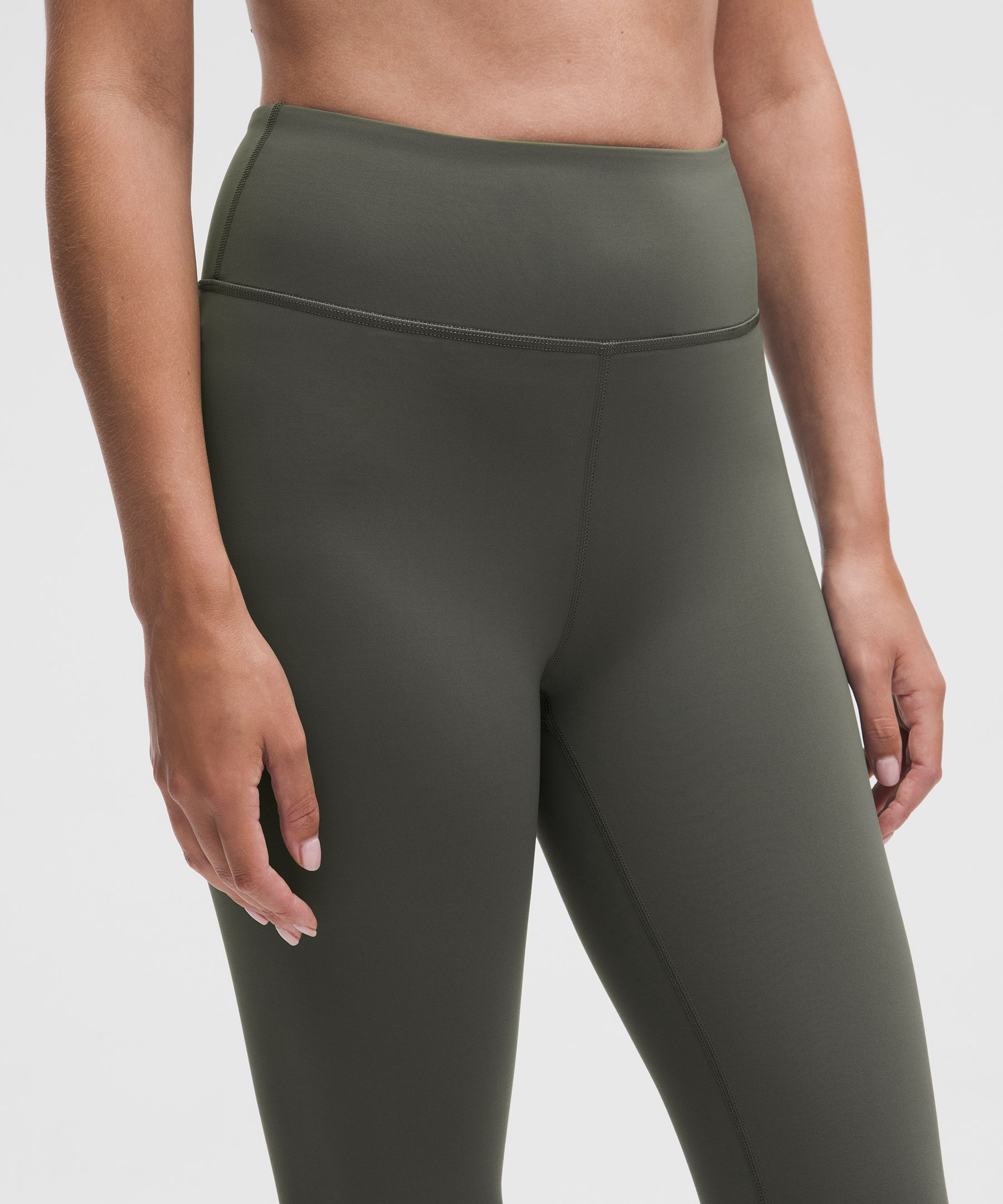 Lululemon Wunder Train V-back Tight 25"