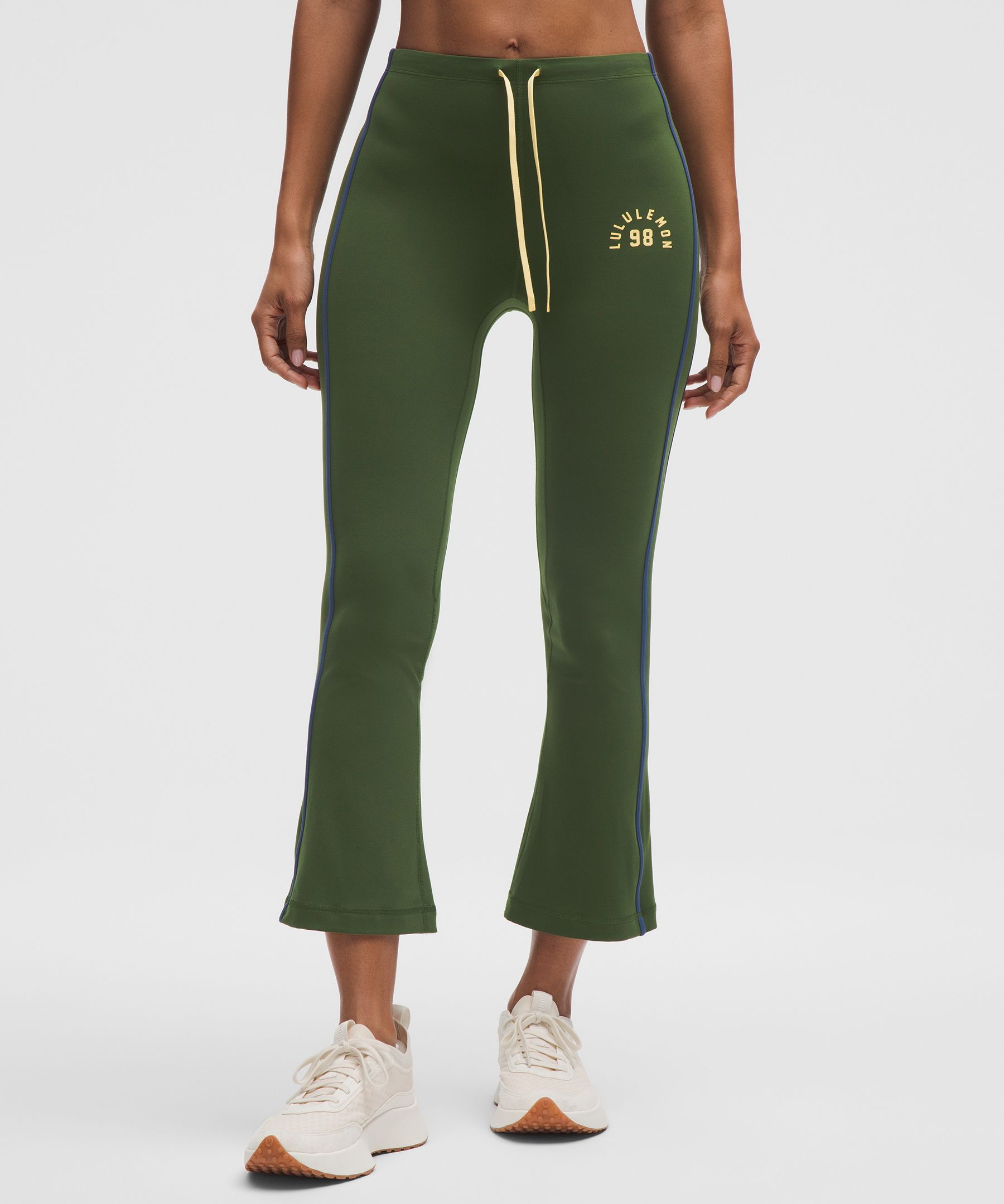 Nulu Sporty Trim Mid-Rise Flared Pant