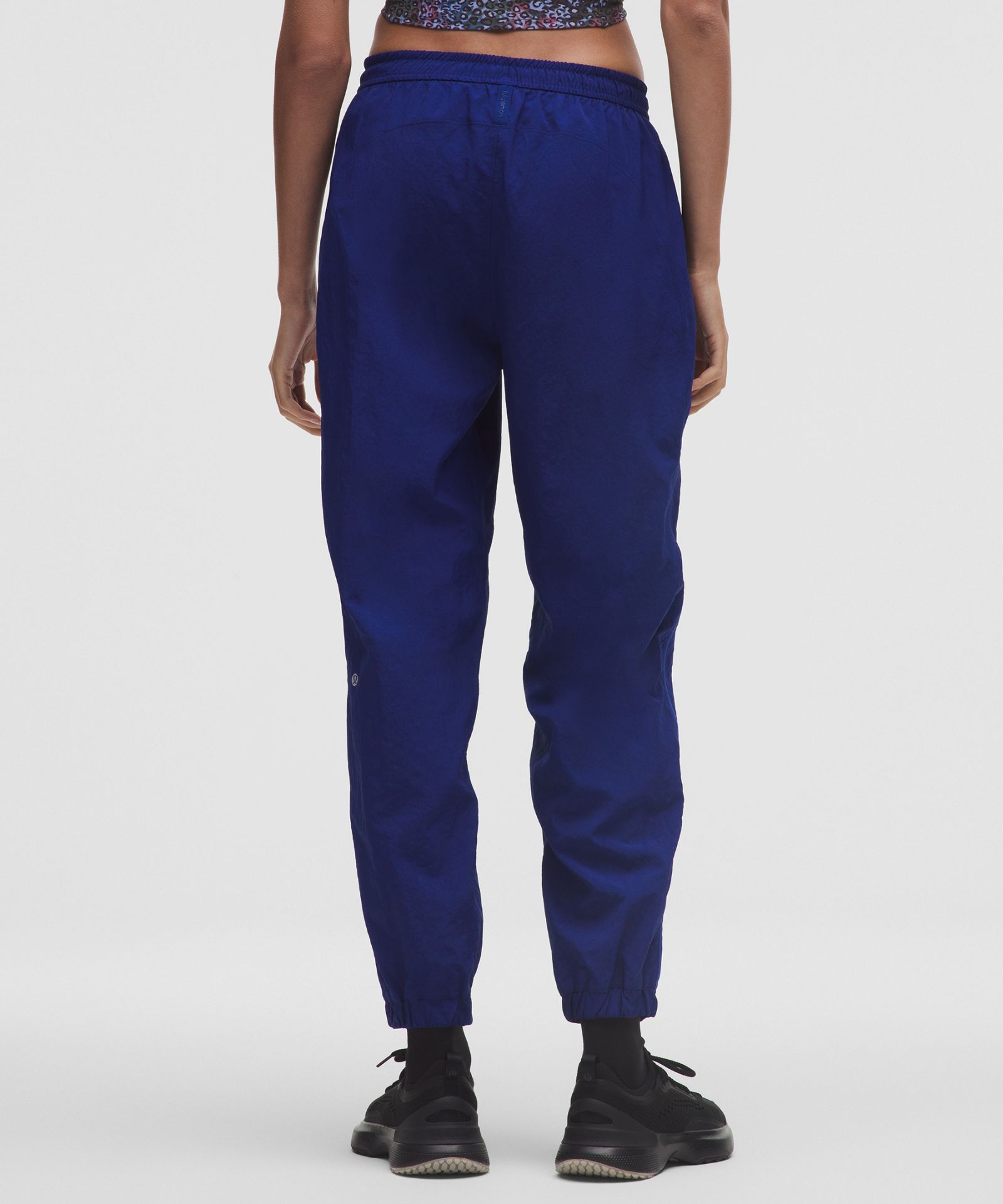 Lululemon License to Train Woven Mid-Rise Jogger — фото 3