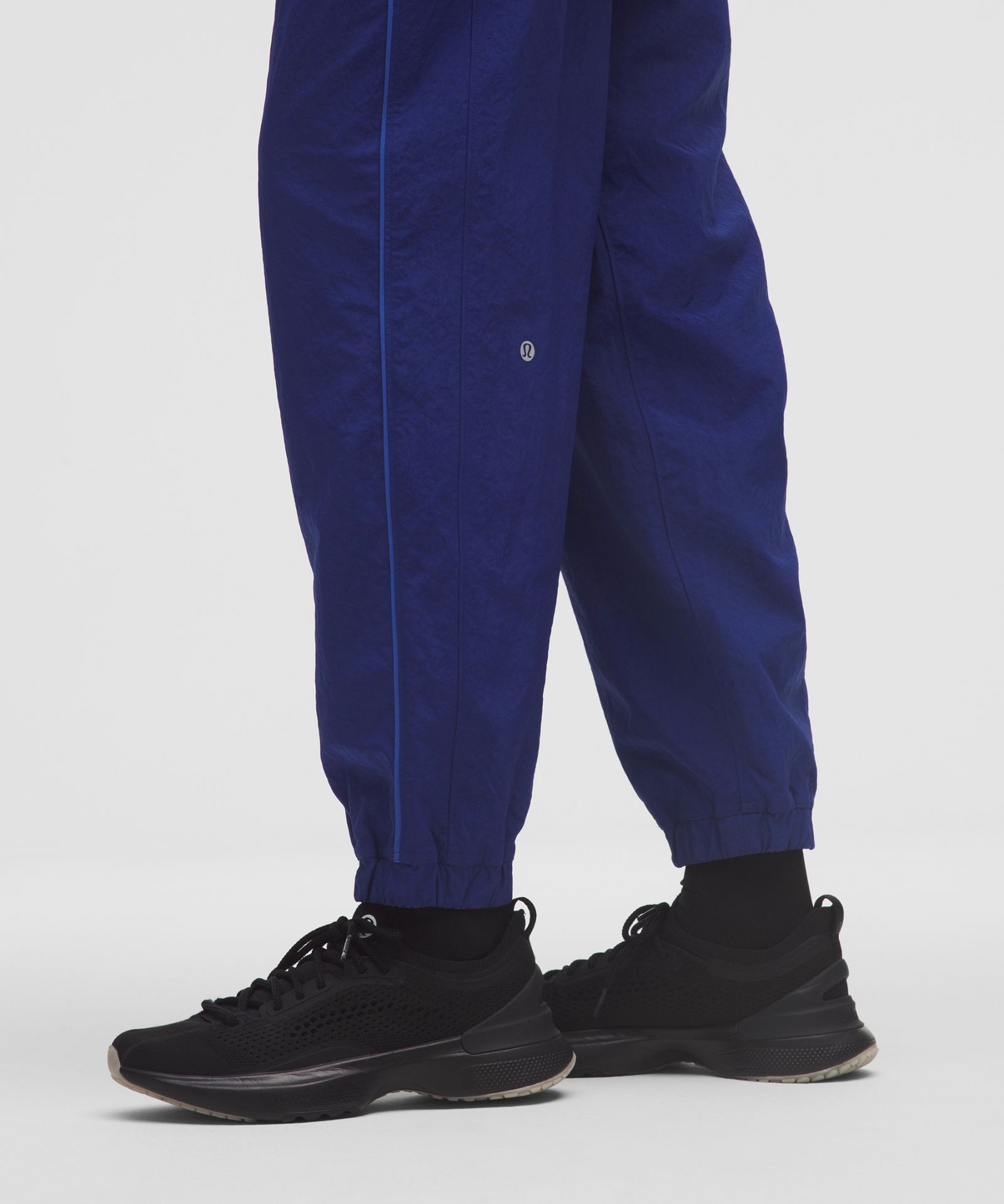 Lululemon License to Train Woven Mid-Rise Jogger — фото 7
