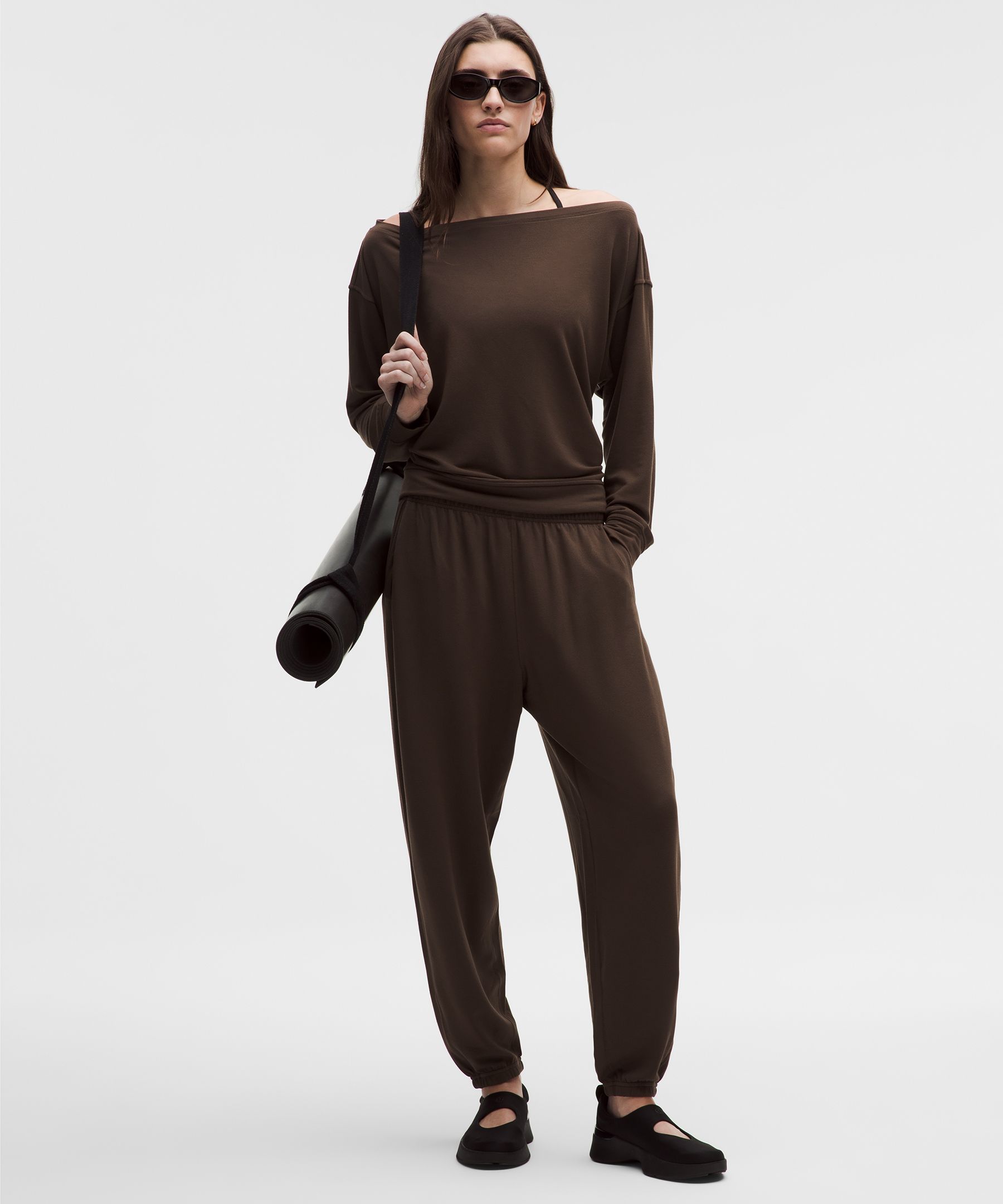 BeCalm Oversized Mid-Rise Pant