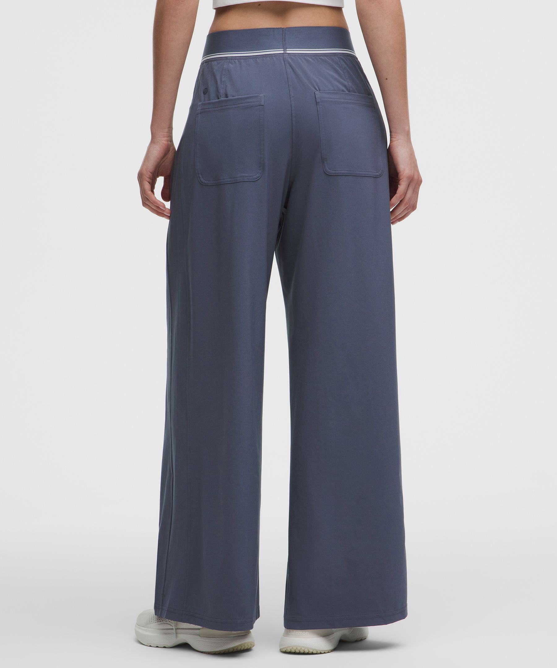 Swift High-Rise Wide-Leg Pant *Logo Waistband