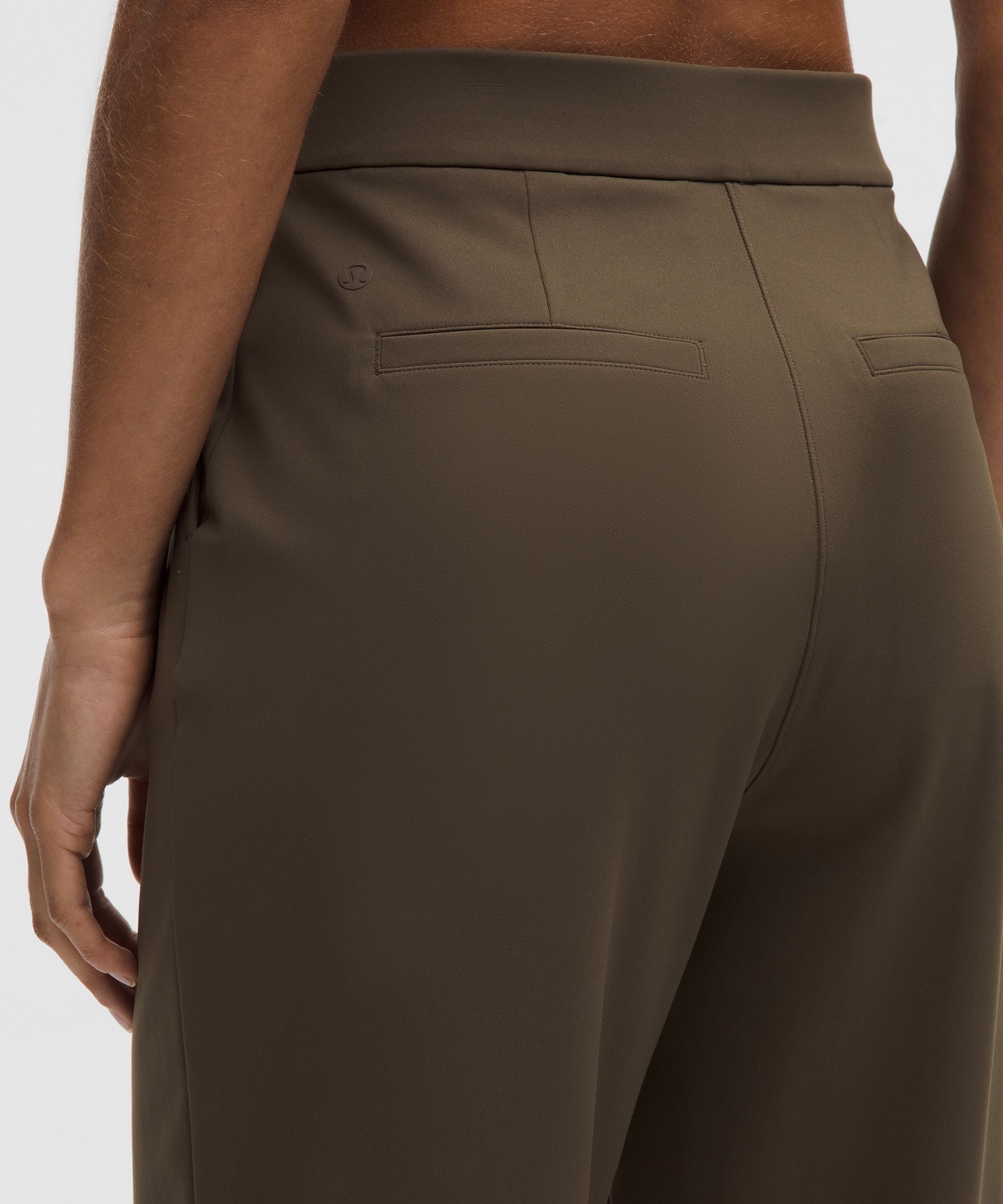 Daydrift Hose mit hohem Bund und schmal zulaufendem Bein *Normale L&auml;nge