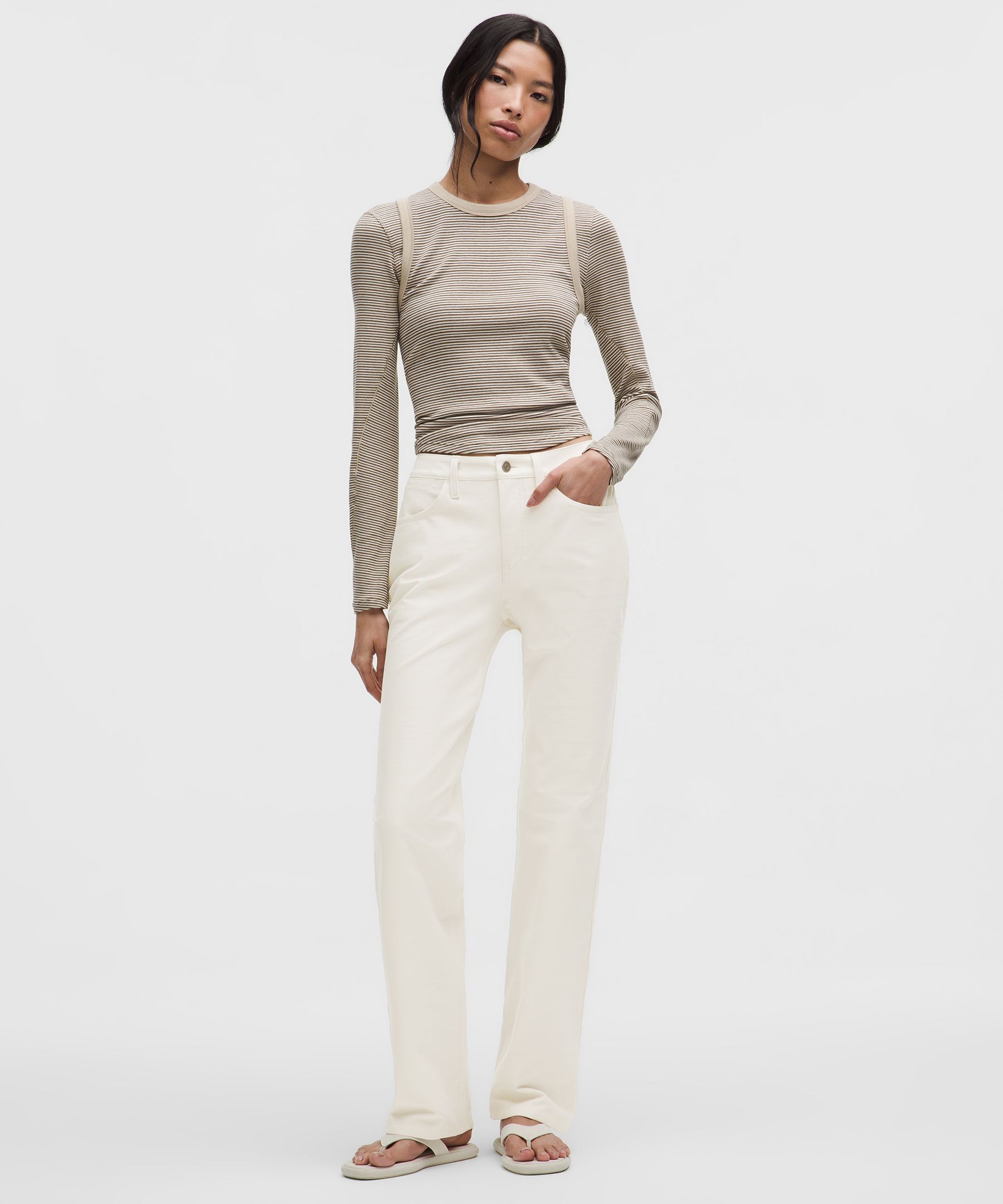 EasyFive Mid-Rise Relaxed-Straight Pant 