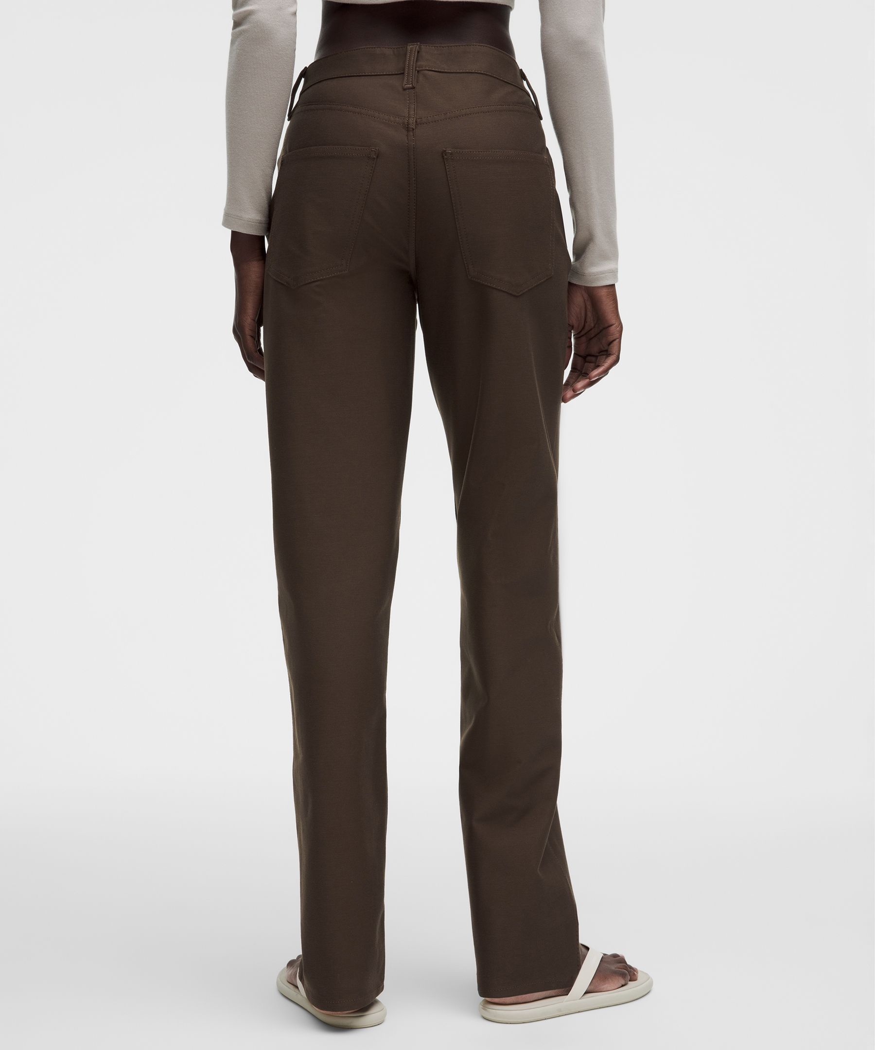 Pantalon EasyFive taille mi-haute &agrave; coupe droite d&eacute;contract&eacute;e *Standard