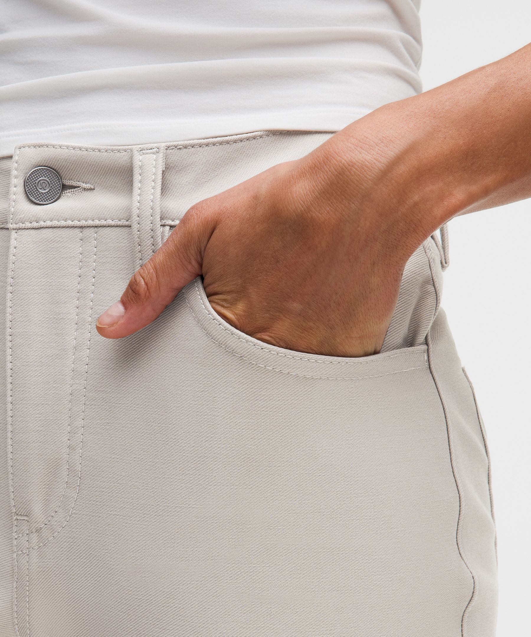 EasyFive Mid-Rise Relaxed-Straight Pant *Regular