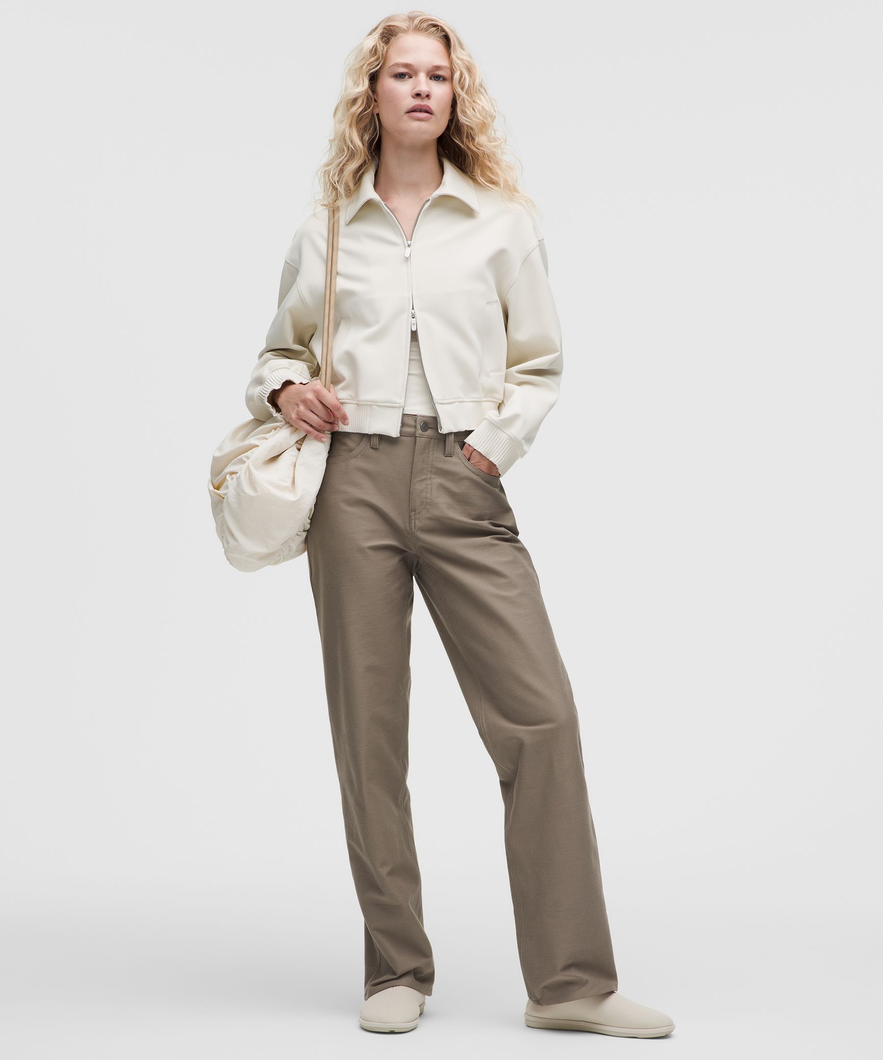 EasyFive Mid-Rise Relaxed-Straight Pant *Regular