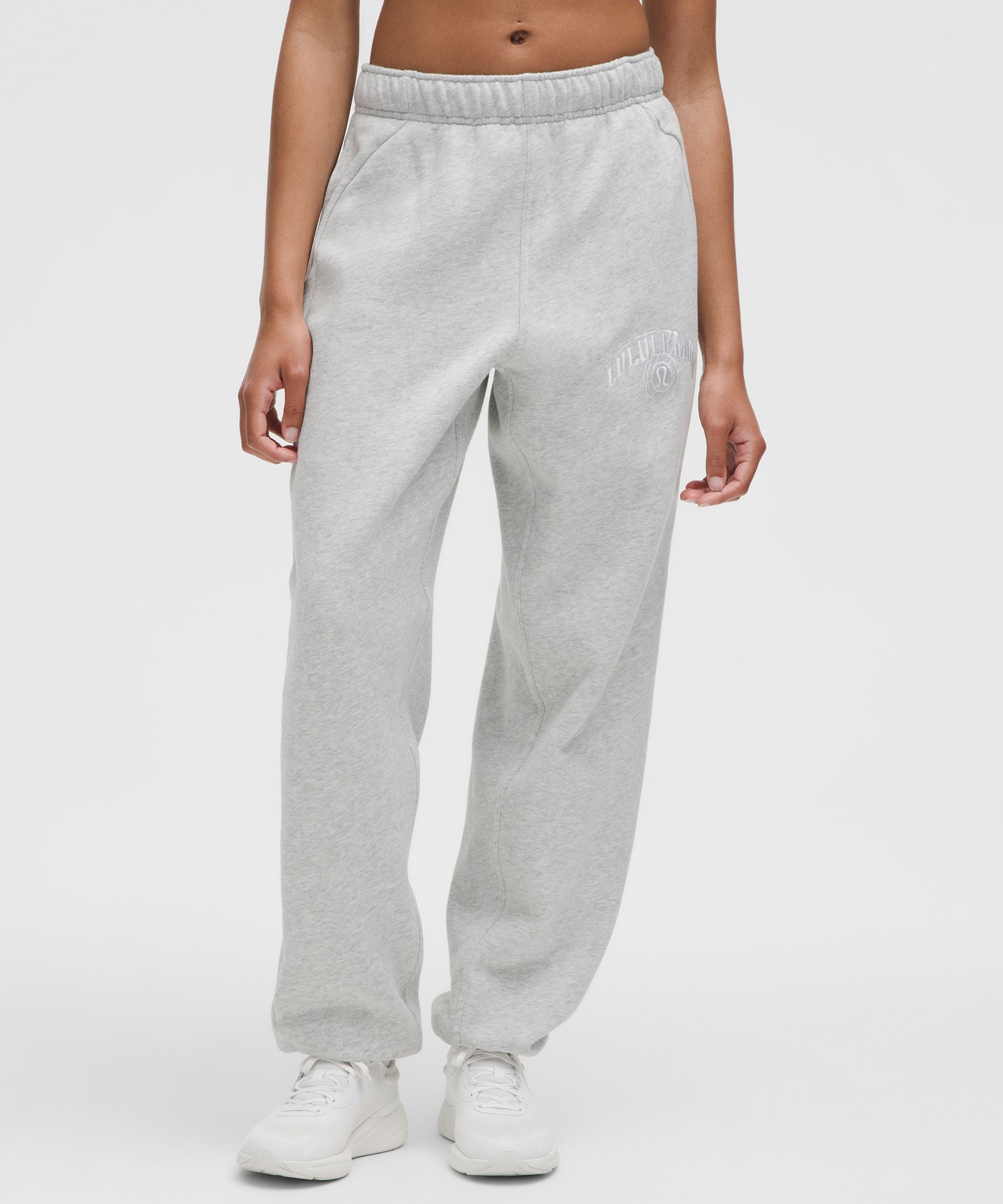 Scuba Mid-Rise Oversized Jogger Graphic