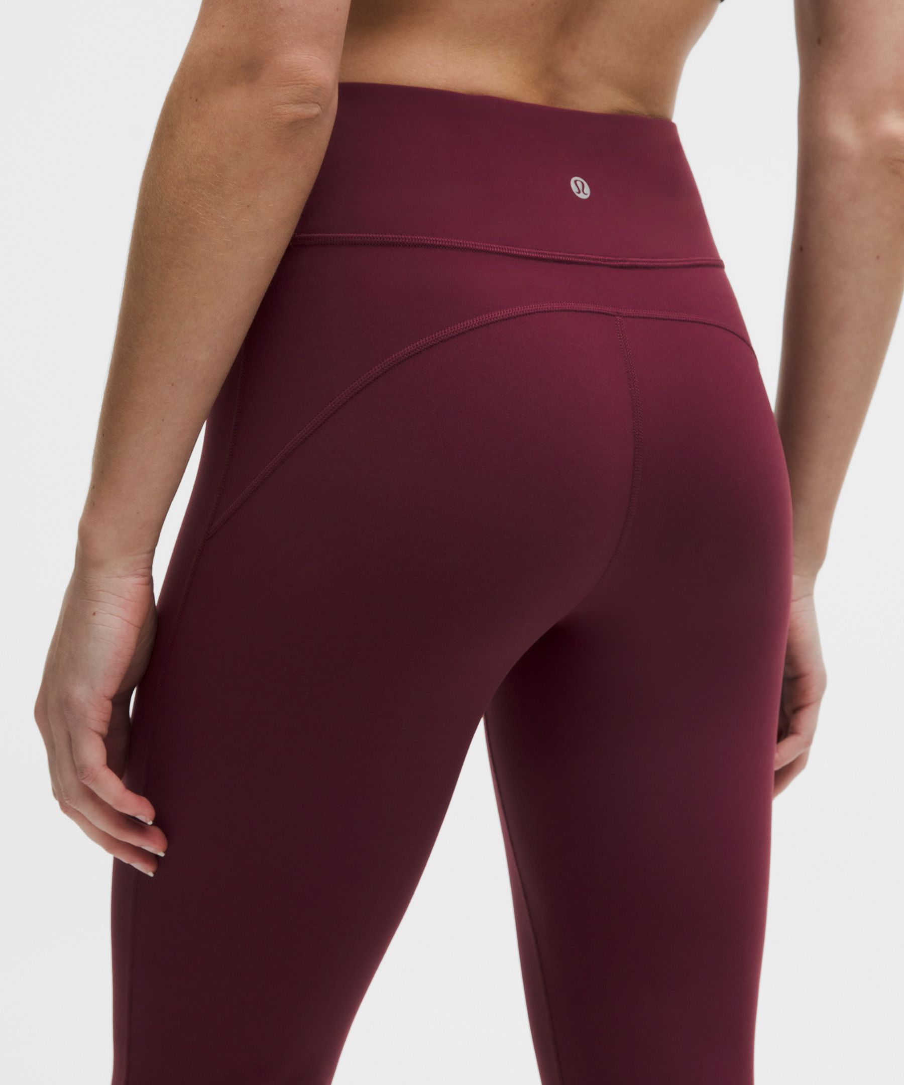 Pantalon Groove &eacute;vas&eacute; taille haute en Nulu *Court