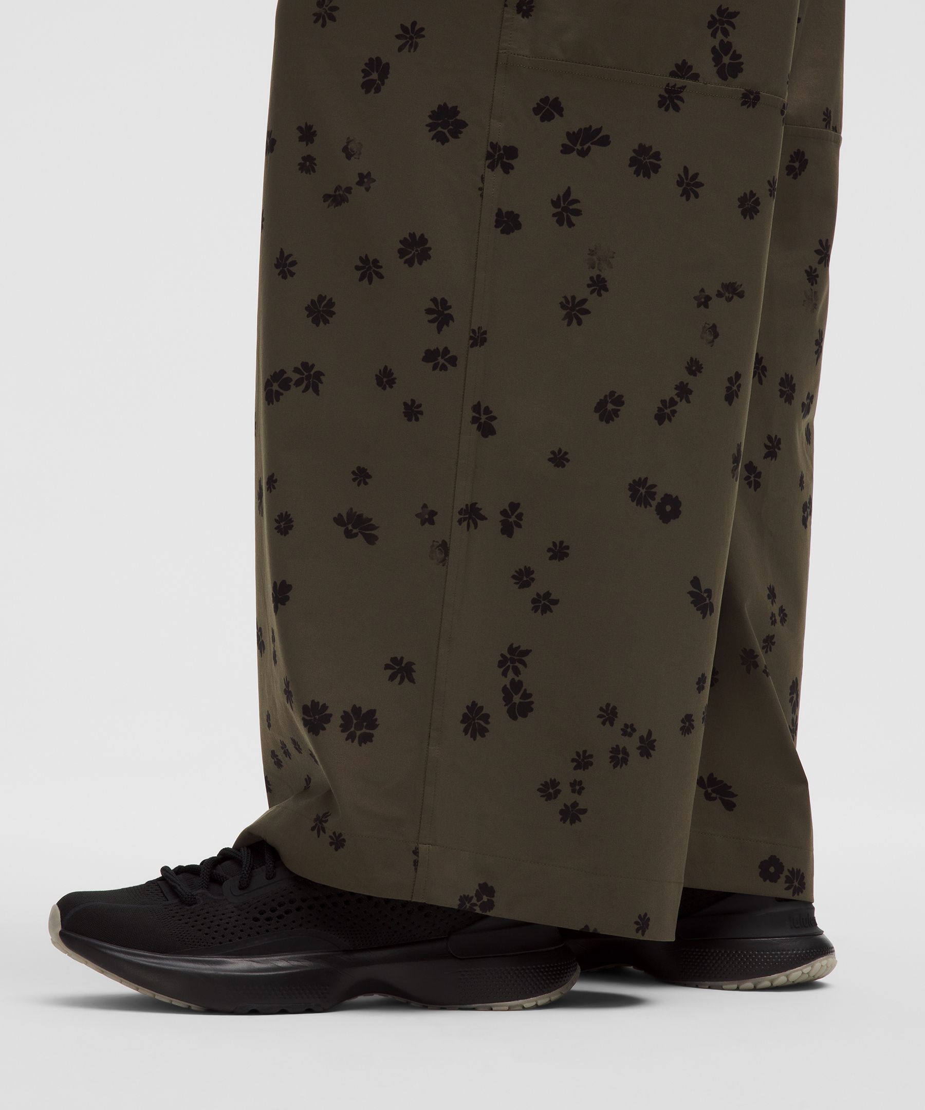 Lululemon Swift Mid-rise Wide-leg Pant
