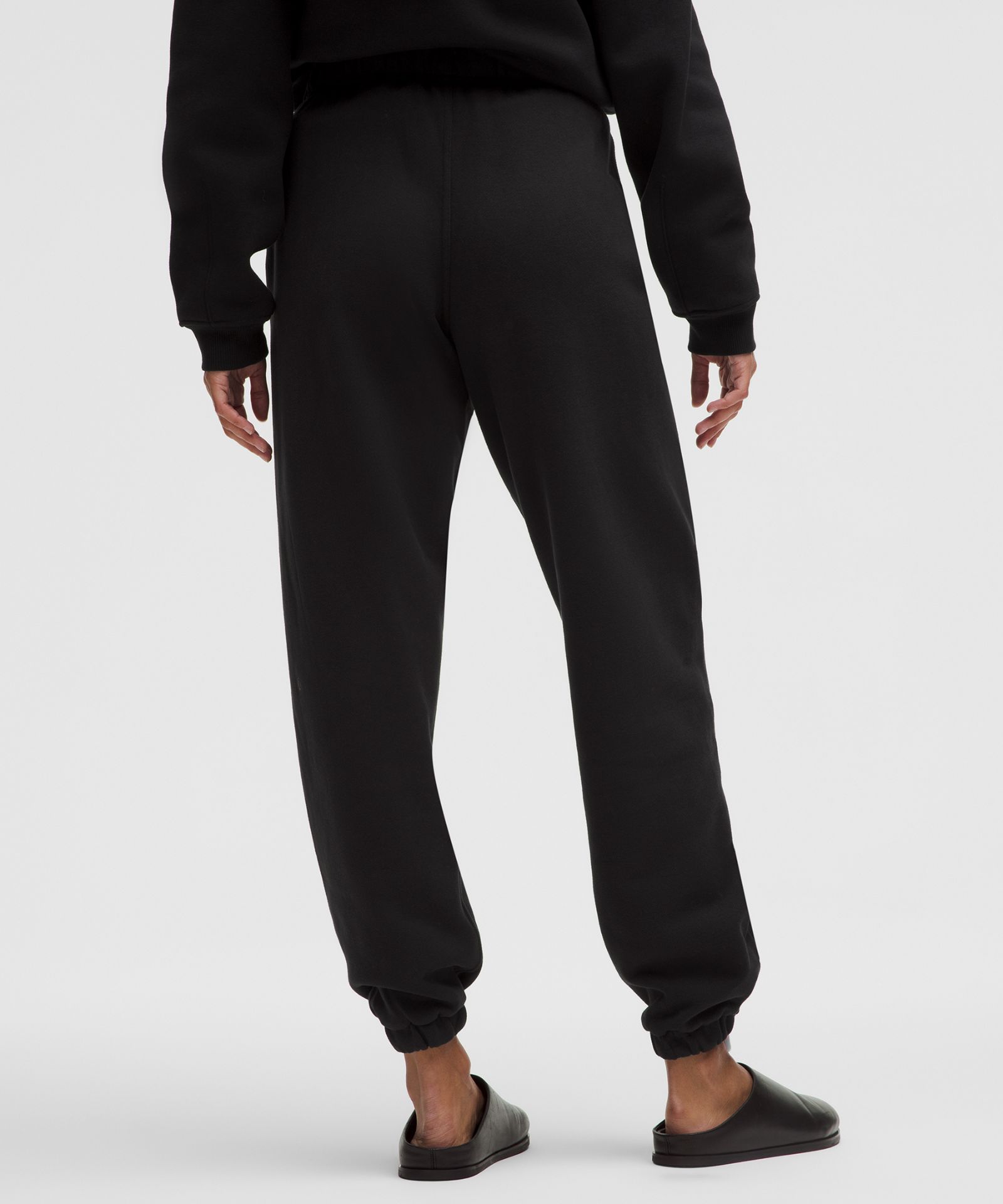 Женские джоггеры Lululemon Scuba Mid-Rise Oversized — фото 3