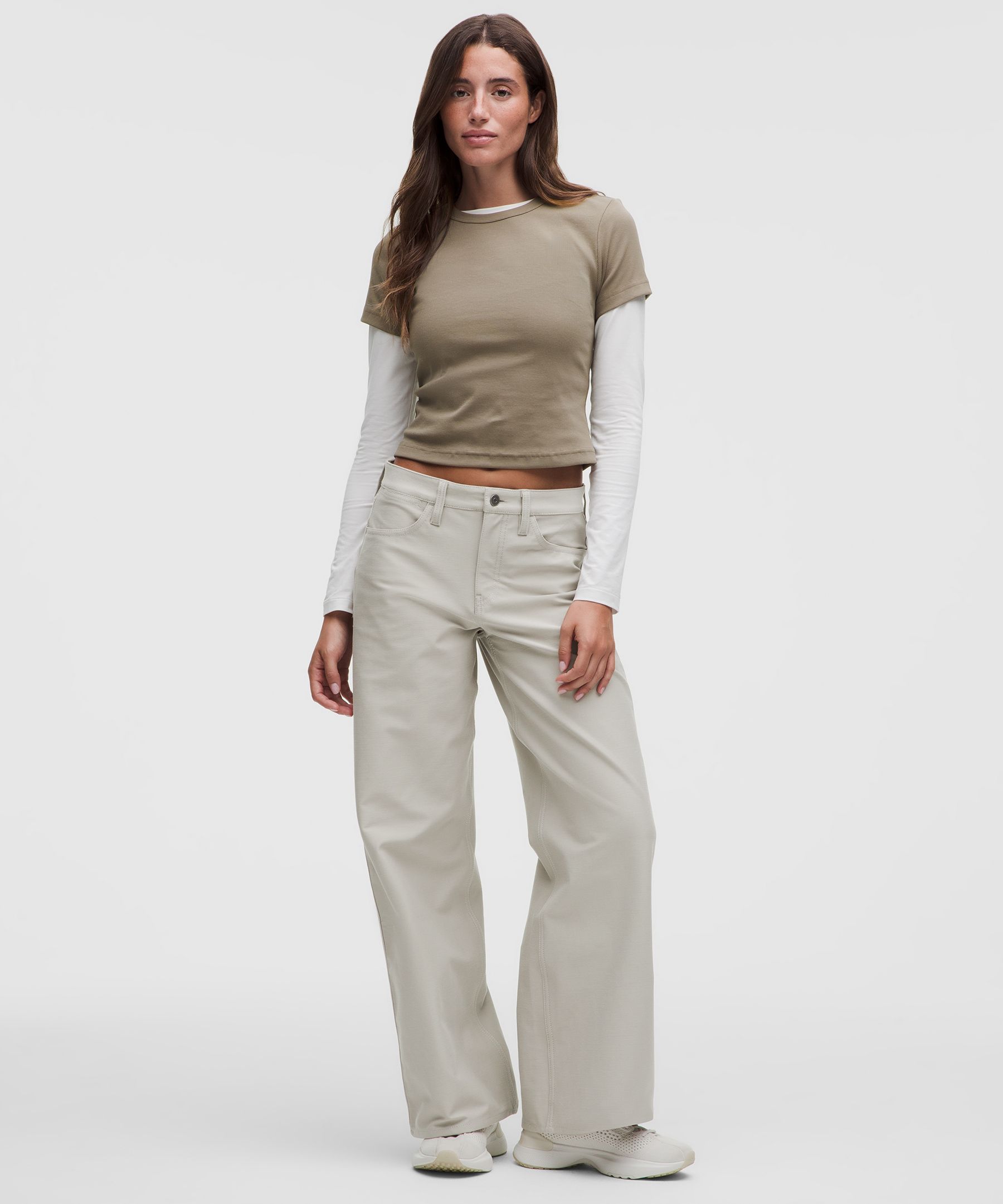 EasyFive Low-Rise Classic Wide-Leg Pant *Regular