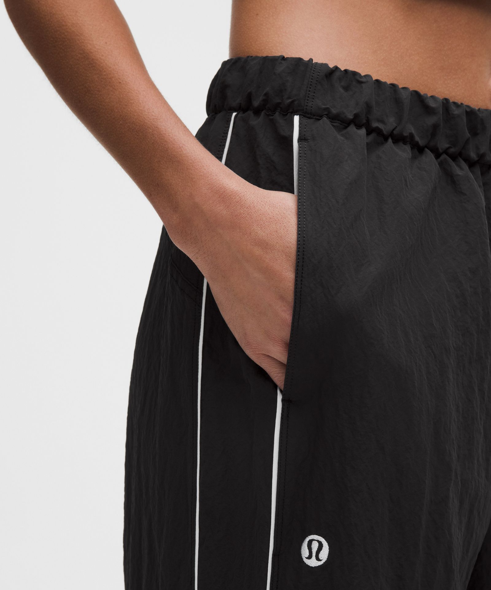 Lululemon Crinkle Nylon Mid-Rise Track Pant *Wordmark — фото 5