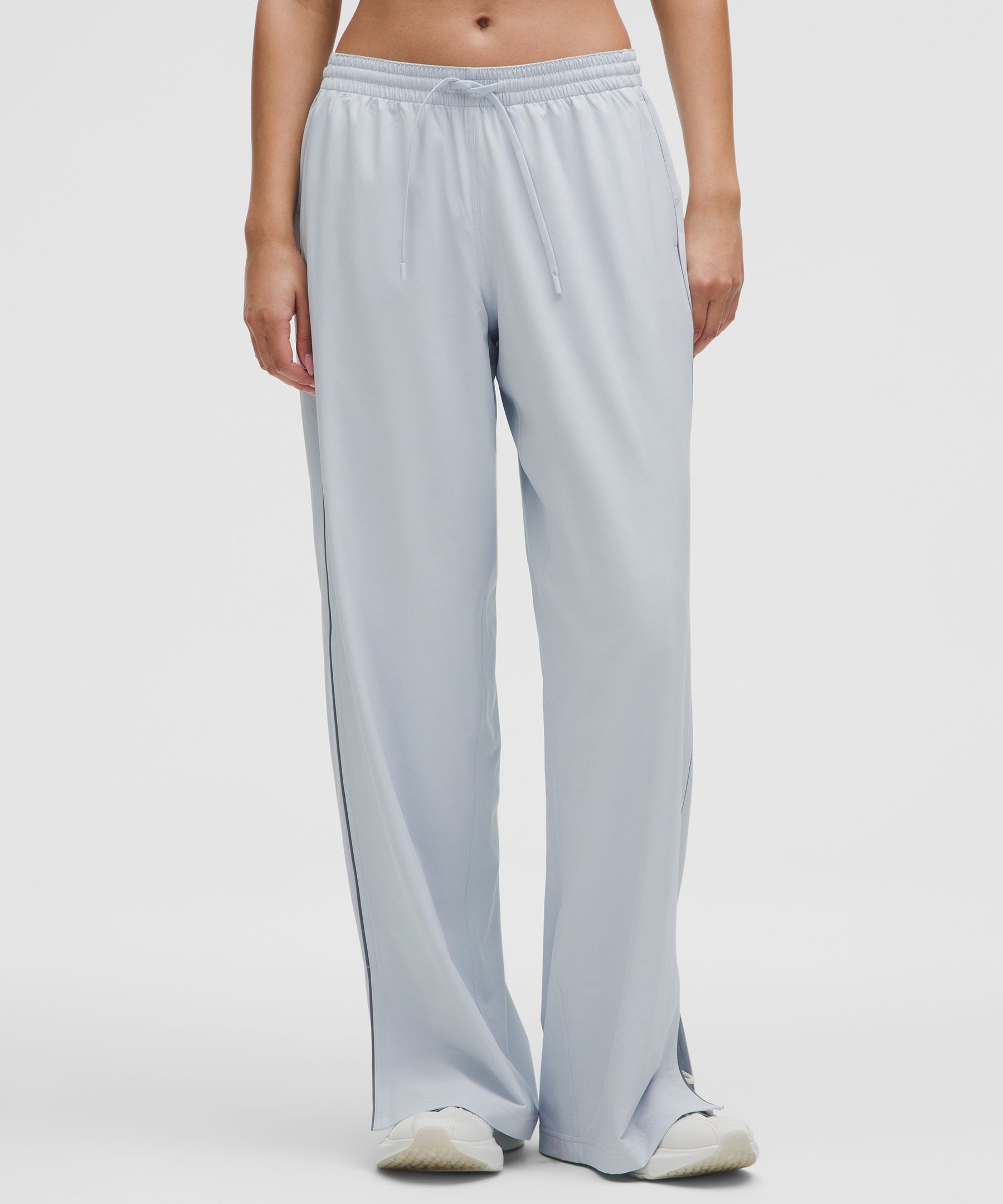 Court Rival Wide-Leg Track Pant Regular