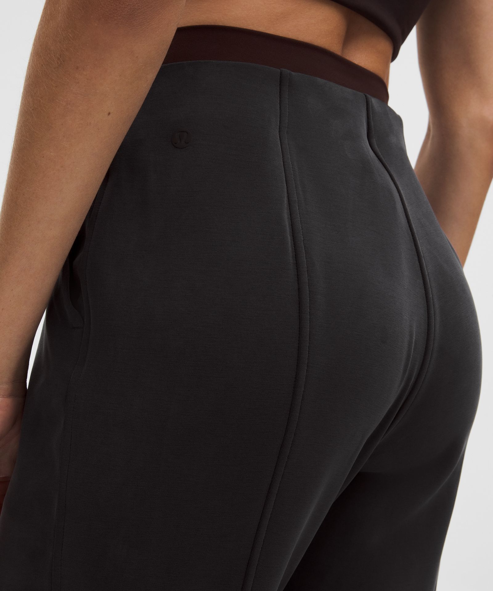 Lululemon Brushed Softstreme Mid-Rise Flared Pant *Regular — фото 6