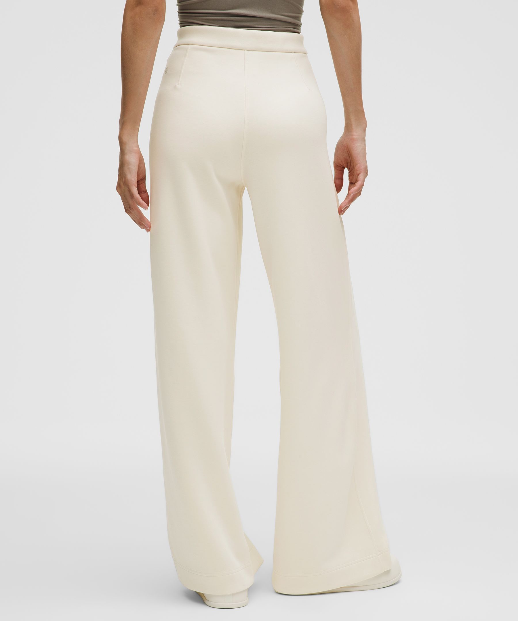 起毛加工Softstreme ピンタックハイライズ ワイドレッグパンツ