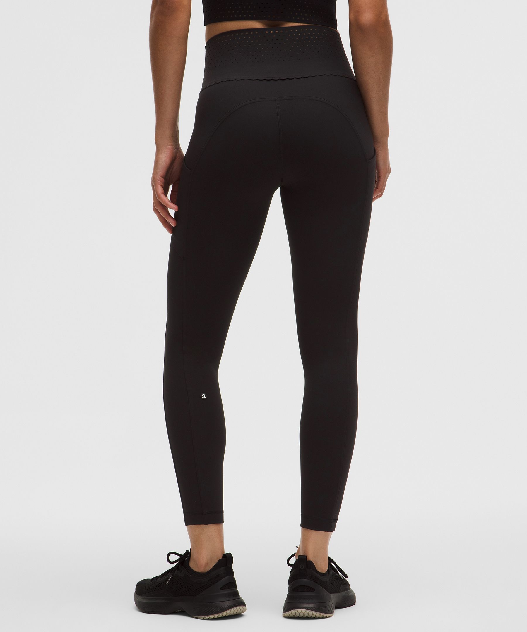 Ventilated Tennis Tight 25"