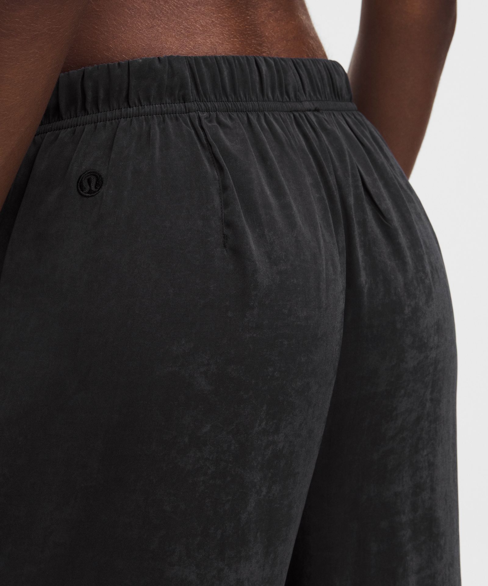 Lululemon Matte Satin Relaxed-Fit Mid-Rise Cargo Pant — фото 6