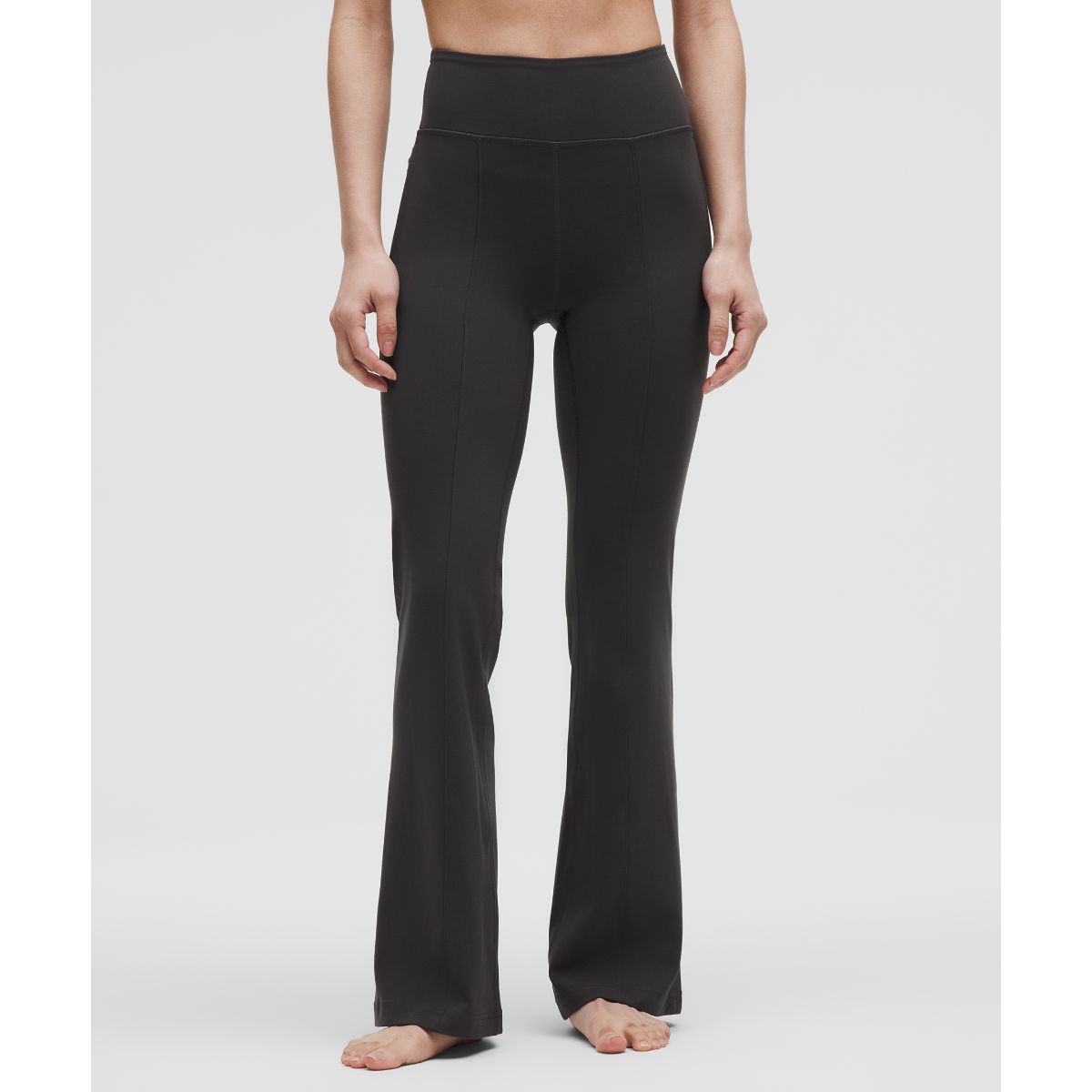 Groove High-Rise Flared Pants with Pockets 30" Asia Fit