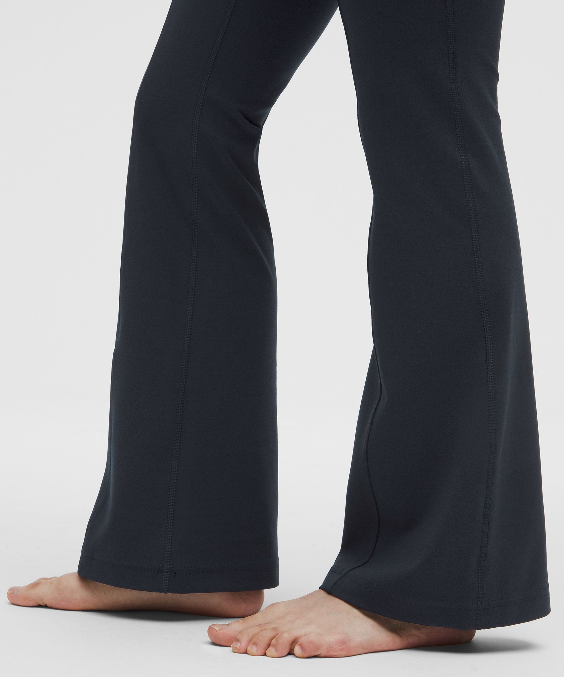 Groove High-Rise Flared Pant with Pockets 30" *Asia Fit