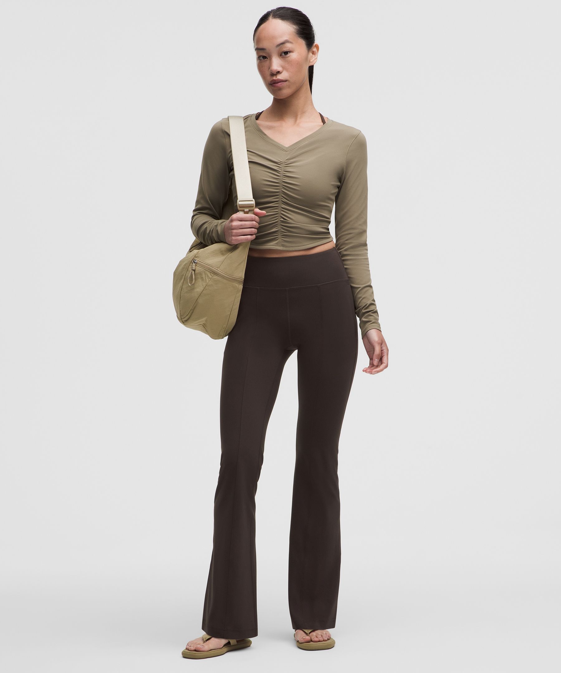 Groove High-Rise Flared Pant with Pockets 30" *Asia Fit