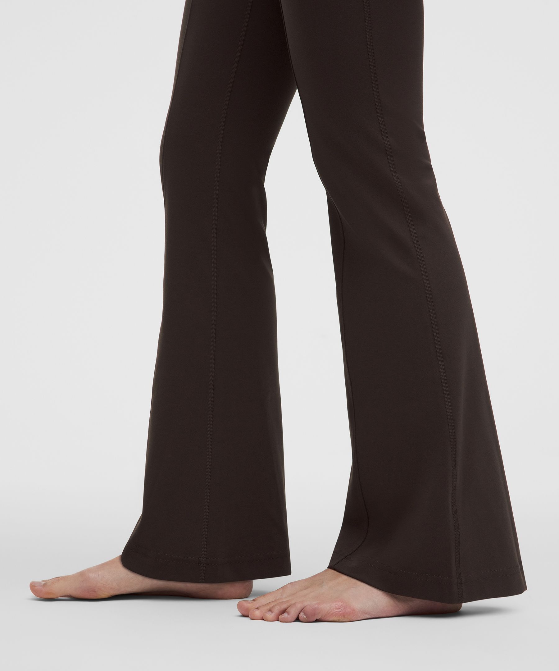 Groove High-Rise Flared Pant with Pockets 30" *Asia Fit
