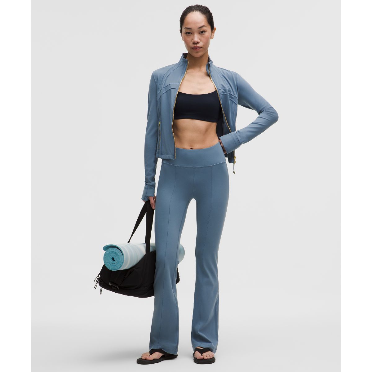 Groove High-Rise Flared Pants with Pockets 30" Asia Fit