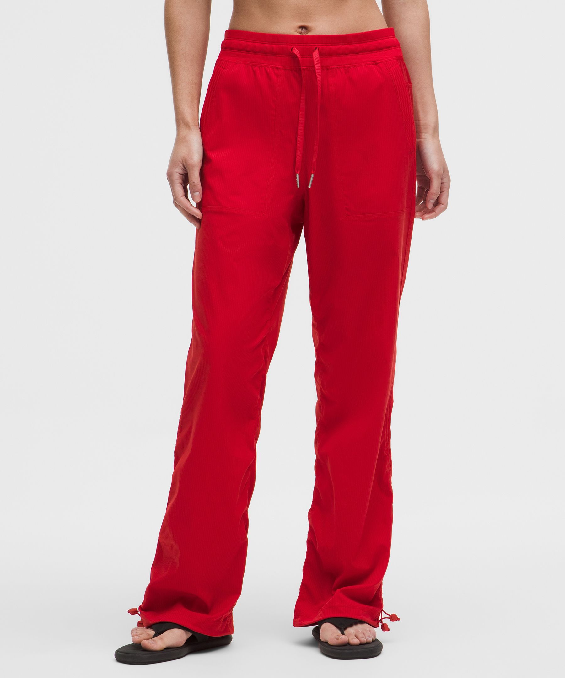 Dance Studio Relaxed-Fit Mid-Rise Pants *Asia Fit