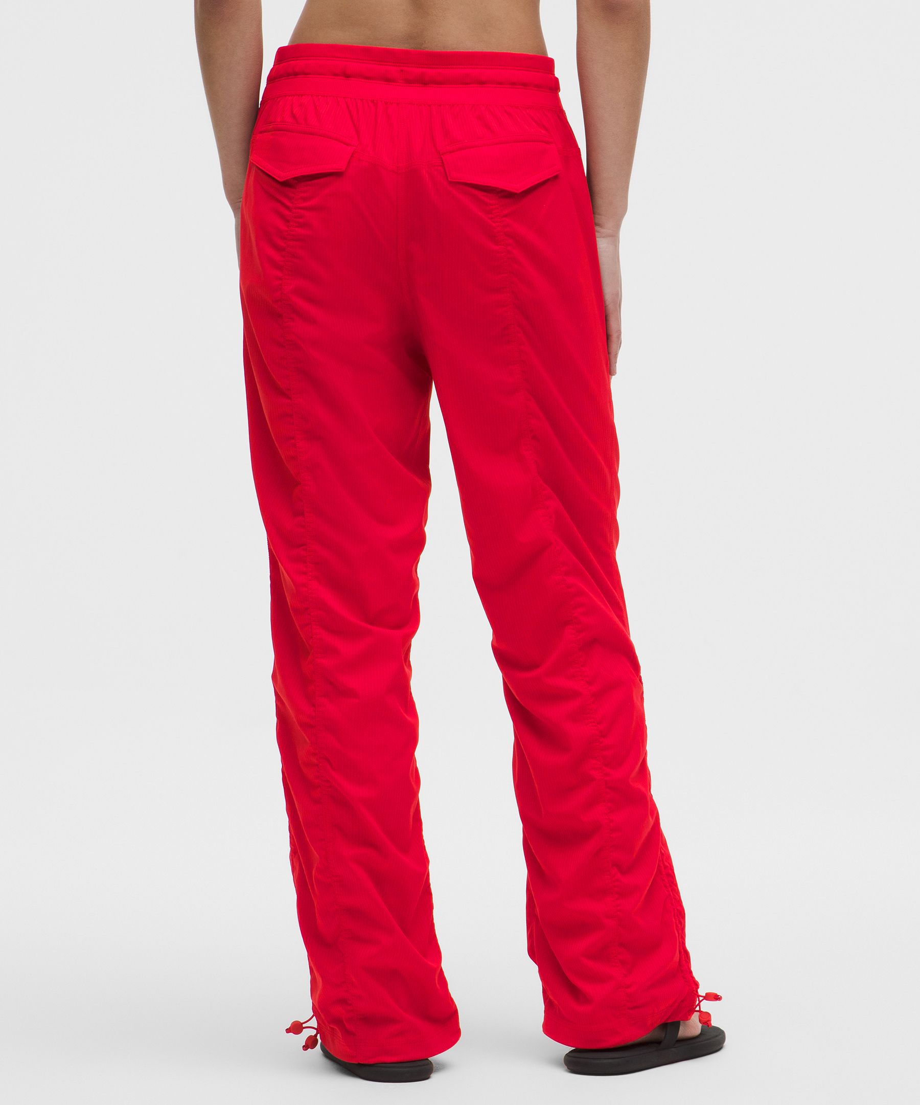 Dance Studio Relaxed-Fit Mid-Rise Pants *Asia Fit