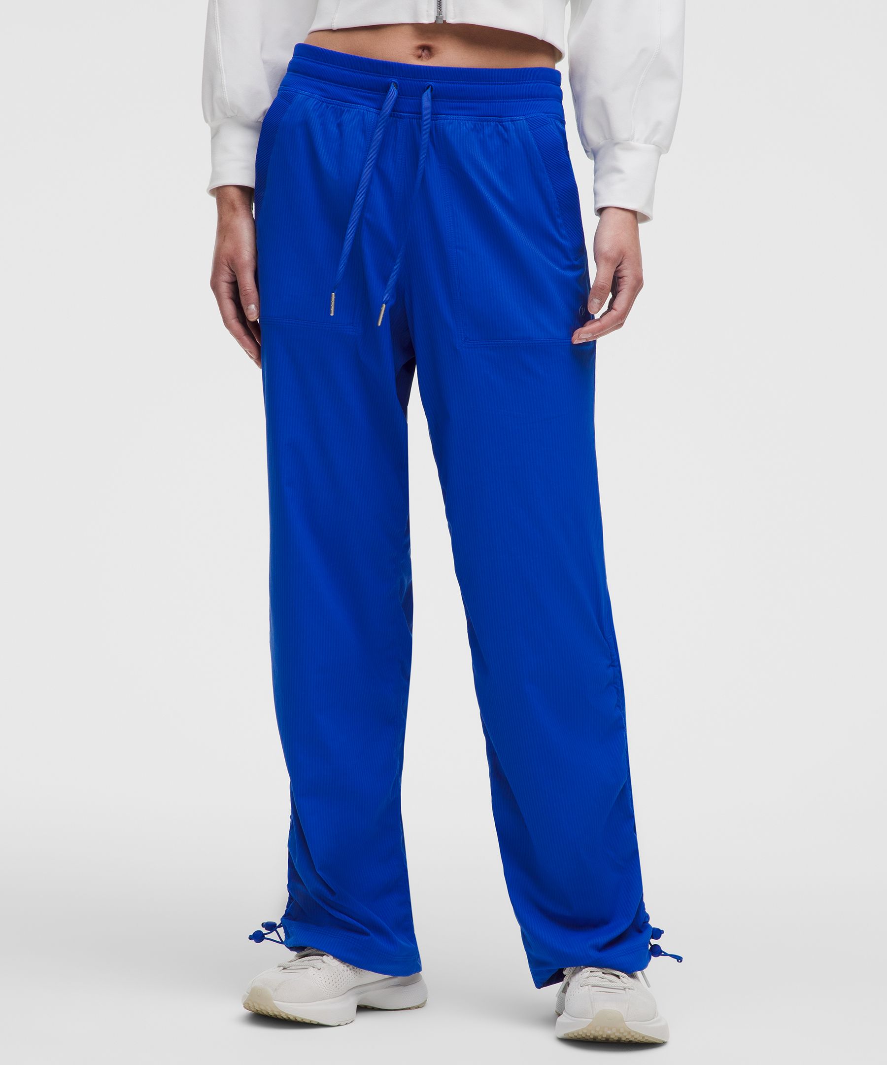 Dance Studio Relaxed-Fit Mid-Rise Pants *Asia Fit