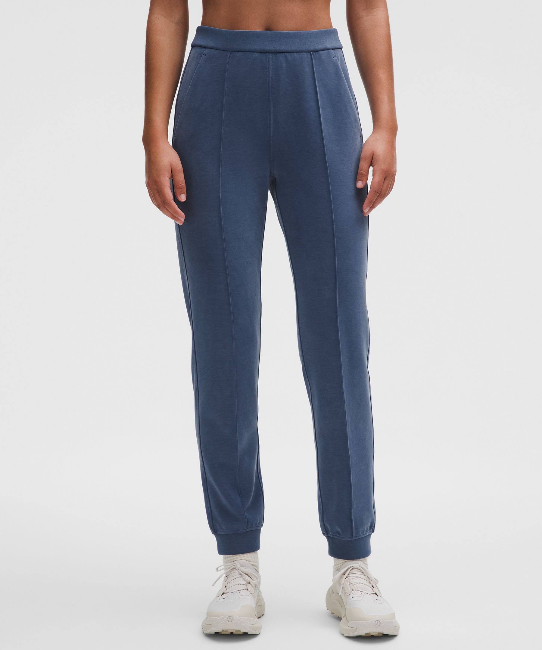 Lululemon Softstreme Classic-fit High-rise Jogger