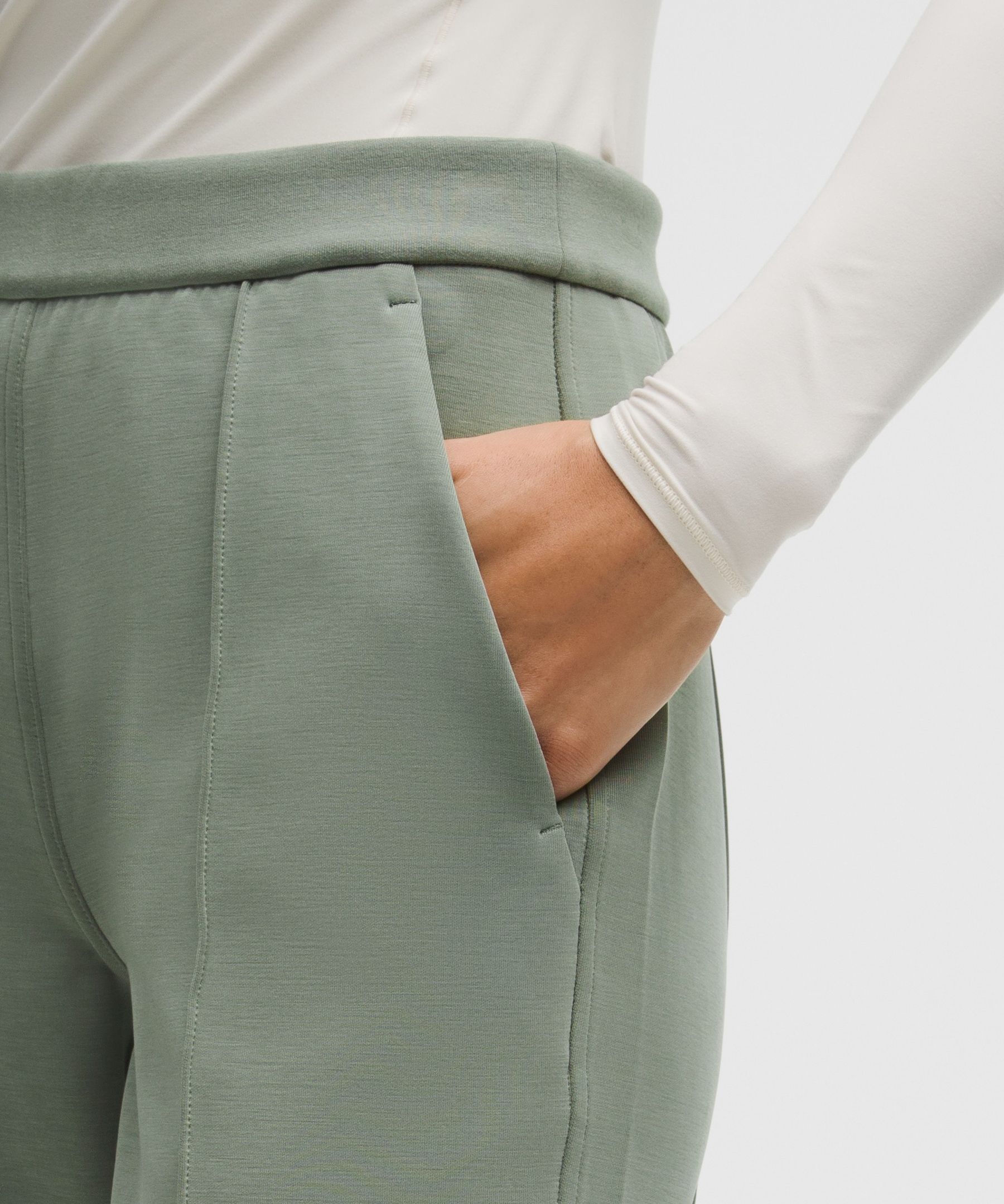 Softstreme Classic-Fit High-Rise Jogger