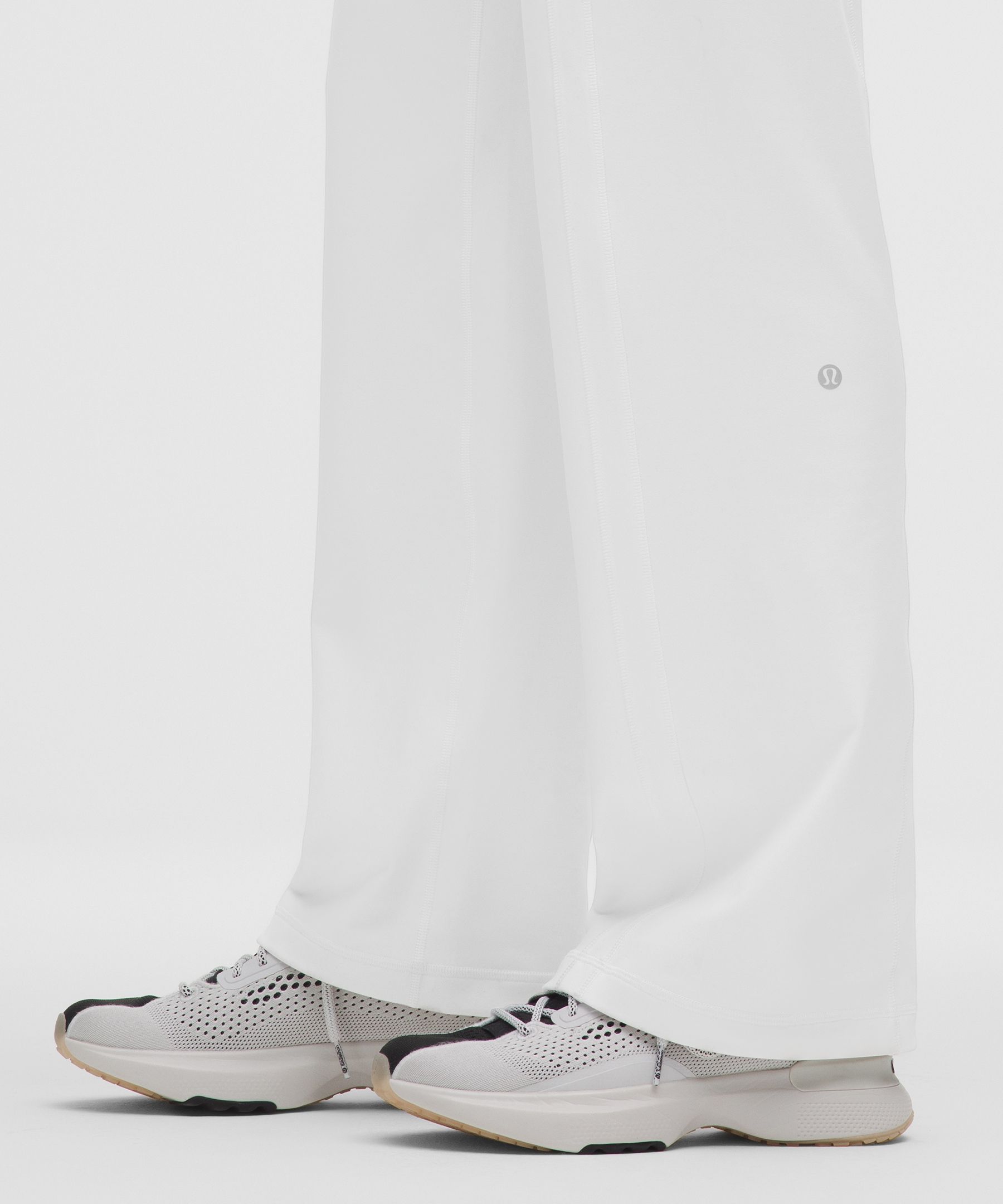 Lululemon Define Mid-rise Track Pant In White