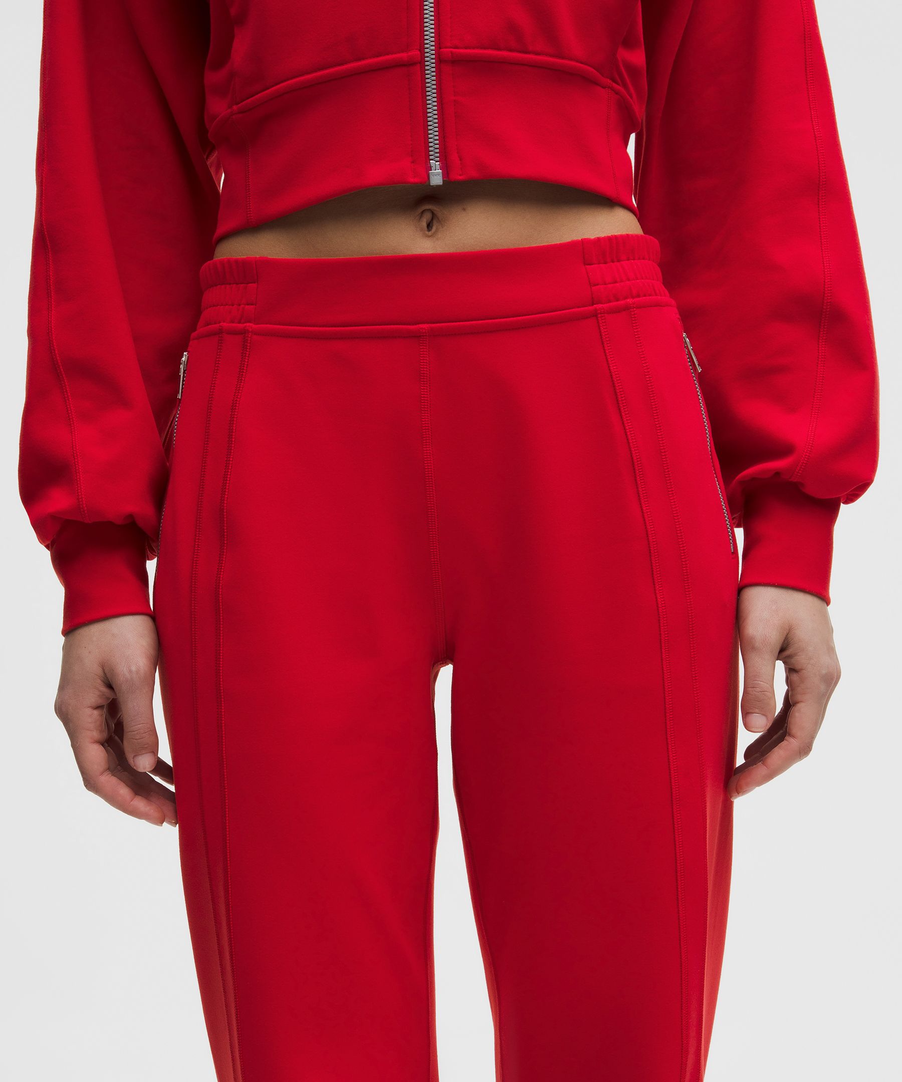Define Mid-Rise Track Pant *Luon