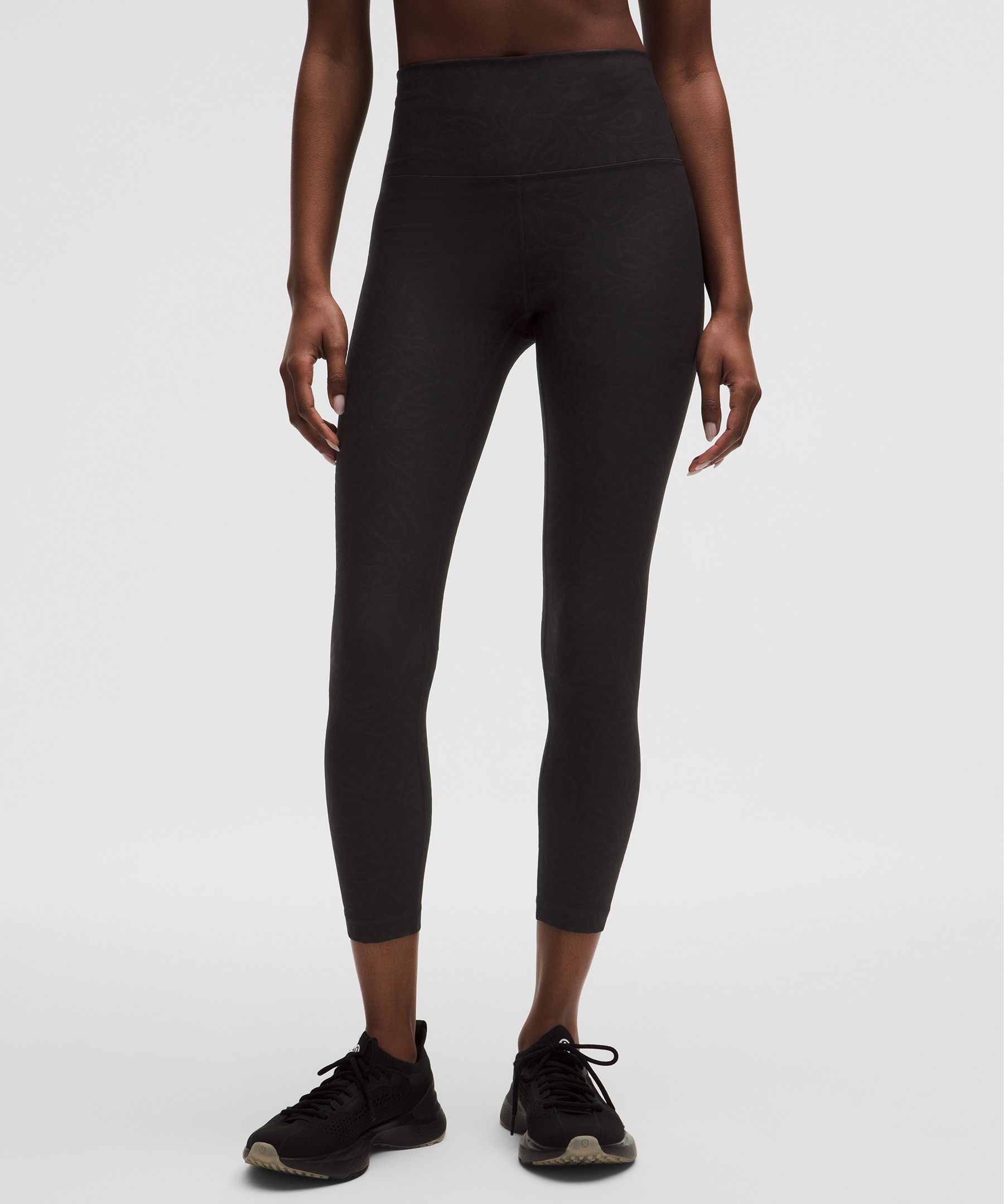 3D Jacquard Paisley Train High-Rise Tight 25