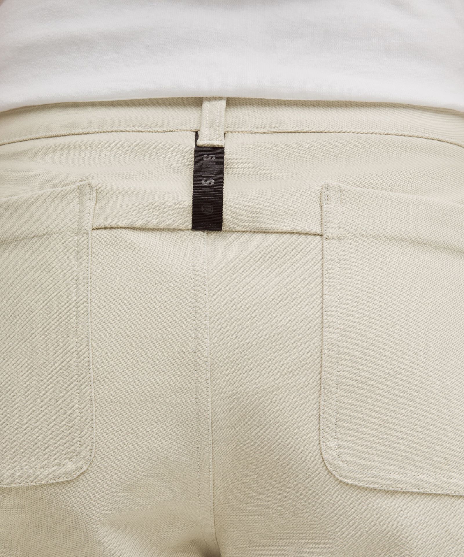 Женские брюки-карго Lululemon Utilitech Twill Mid-Rise — фото 7