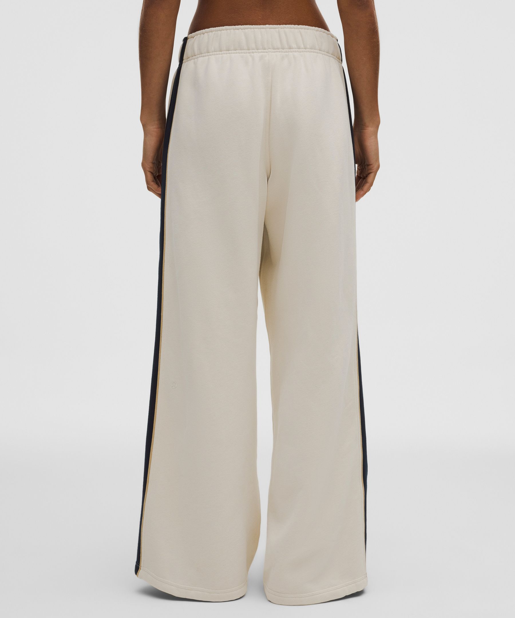 Pantalones deportivos Steady State de corte holgado para mujer *Rayas