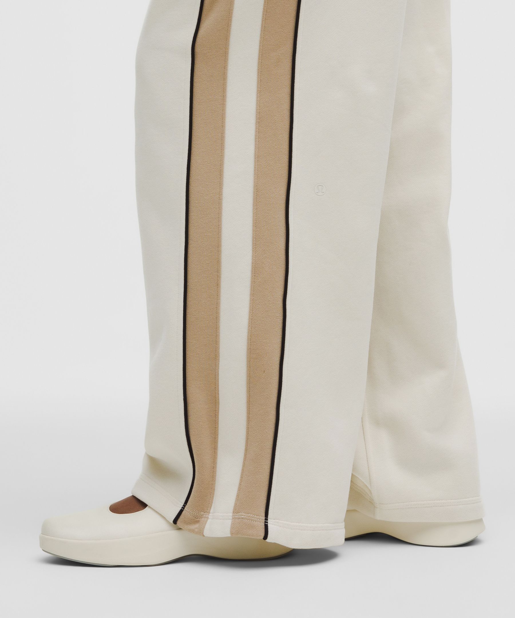 Women's Steady State Oversized Track Pant *Stripe