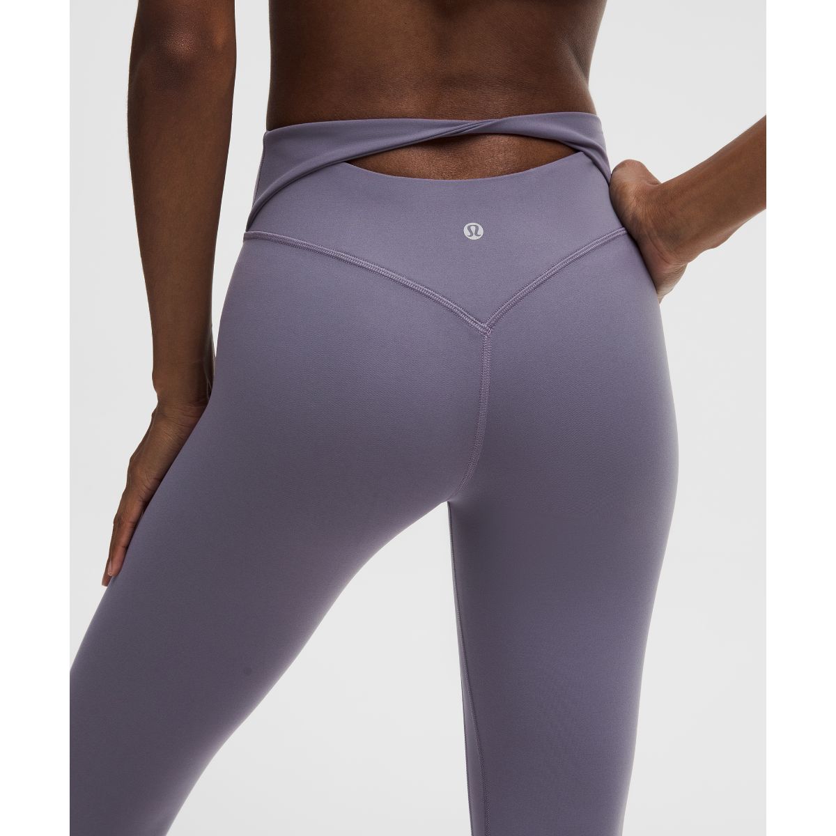 Align No Line™ High-Rise Twist Tight 25"