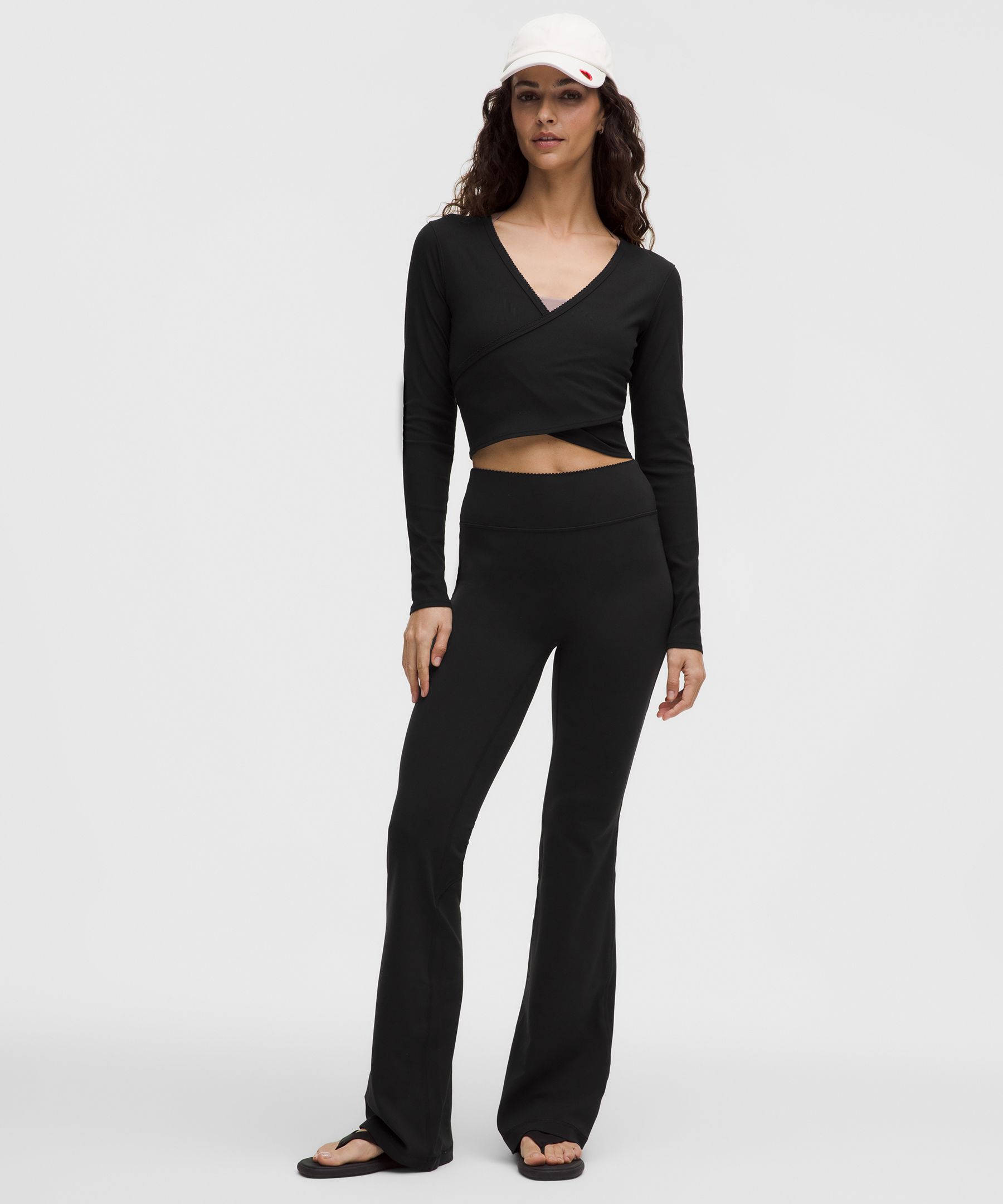 Groove No Line High-Rise Flared Pant 